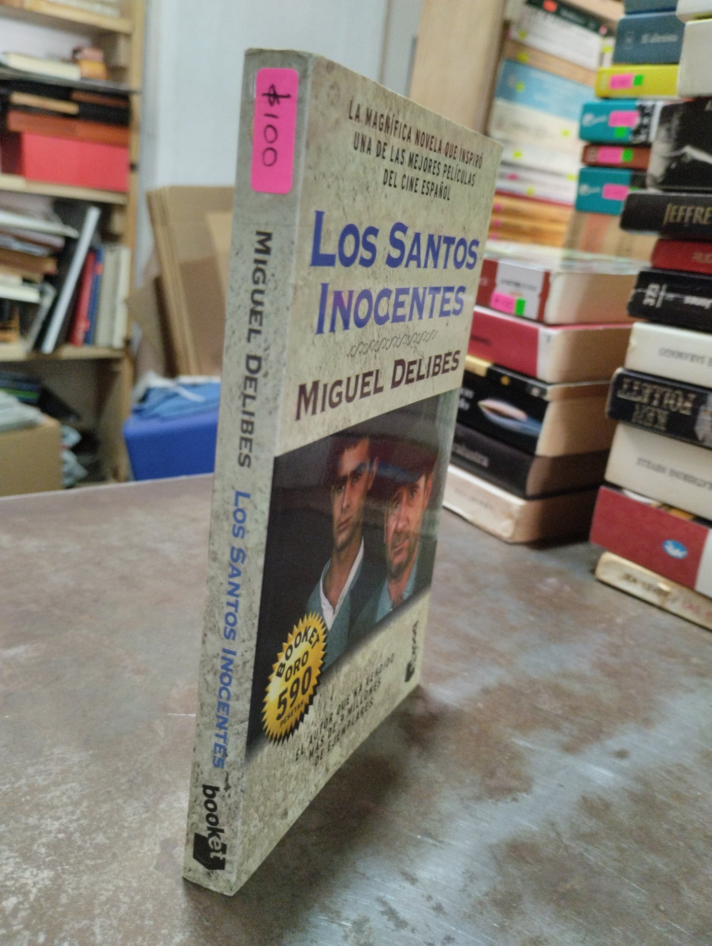 LOS SANTOS INOCENTES POR MIGUEL DELIBES USADO NOVELAS ALDAMA