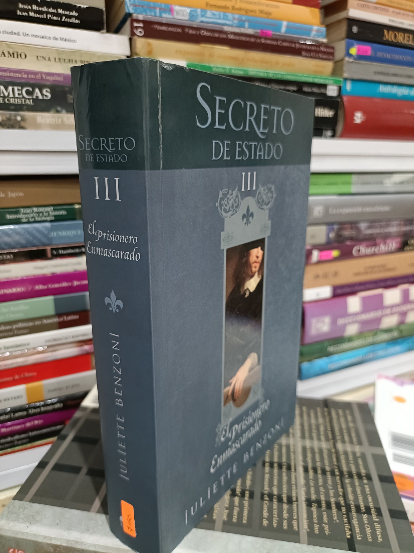 SECRETO DE ESTADO EL PRISIONERO ENMASCARADO III PIR JULIETE BENZONI USADOS NOVELAS JUAREZ 515