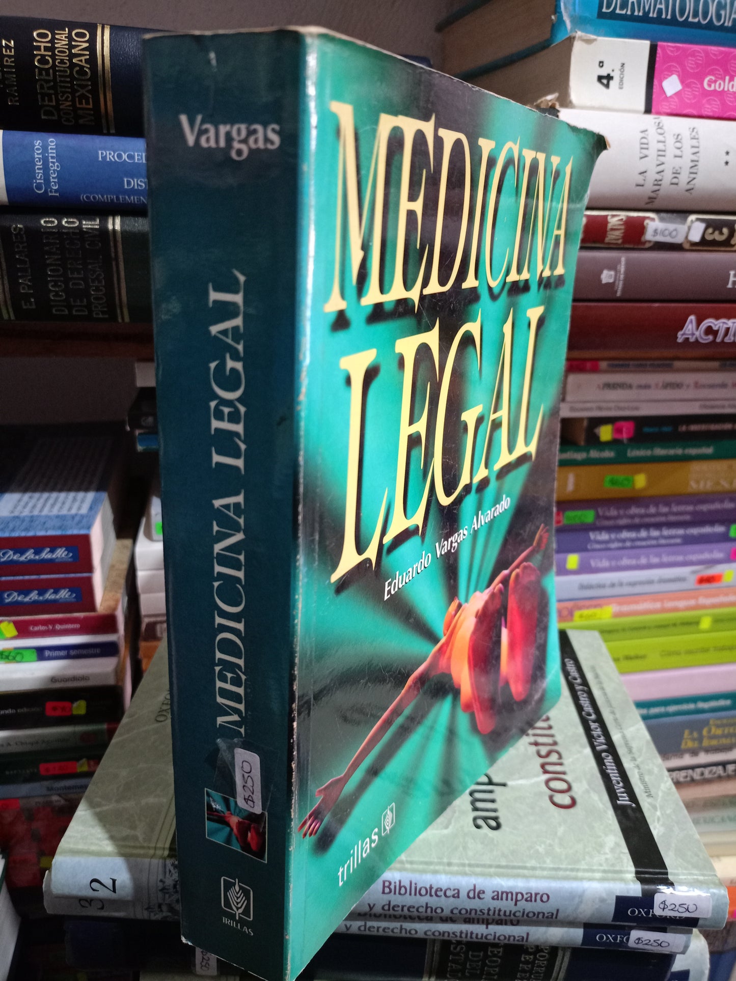 MEDICINA LEGAL POR EDUARDO VARGAS ALVARADO USADO DERECHO LITERARIO 305