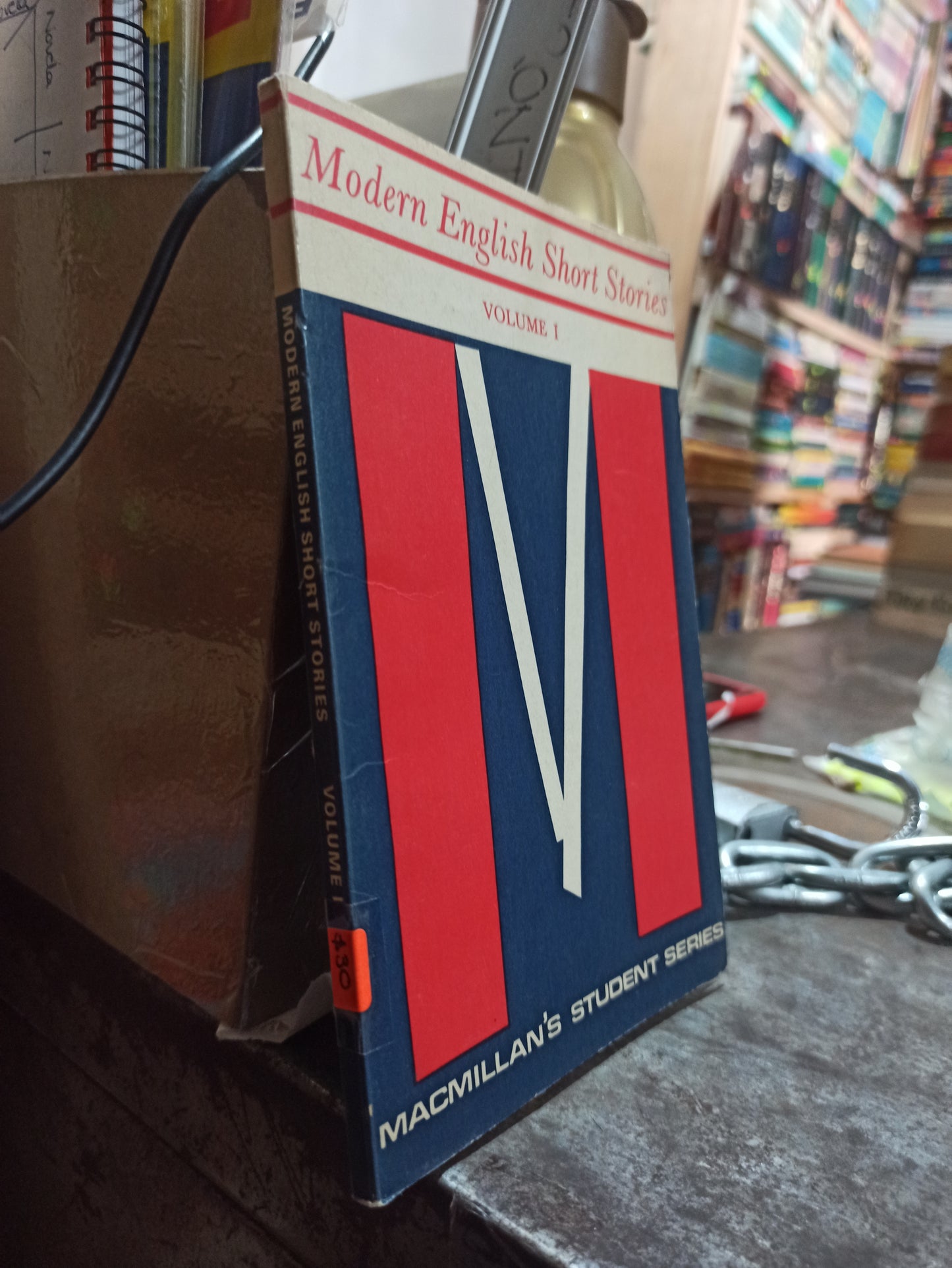 MODERN ENGLISH SHORT STORIES VOLUME 1 POR EDITORIAL MACMILLAN USADO IDIOMAS ALDAMA