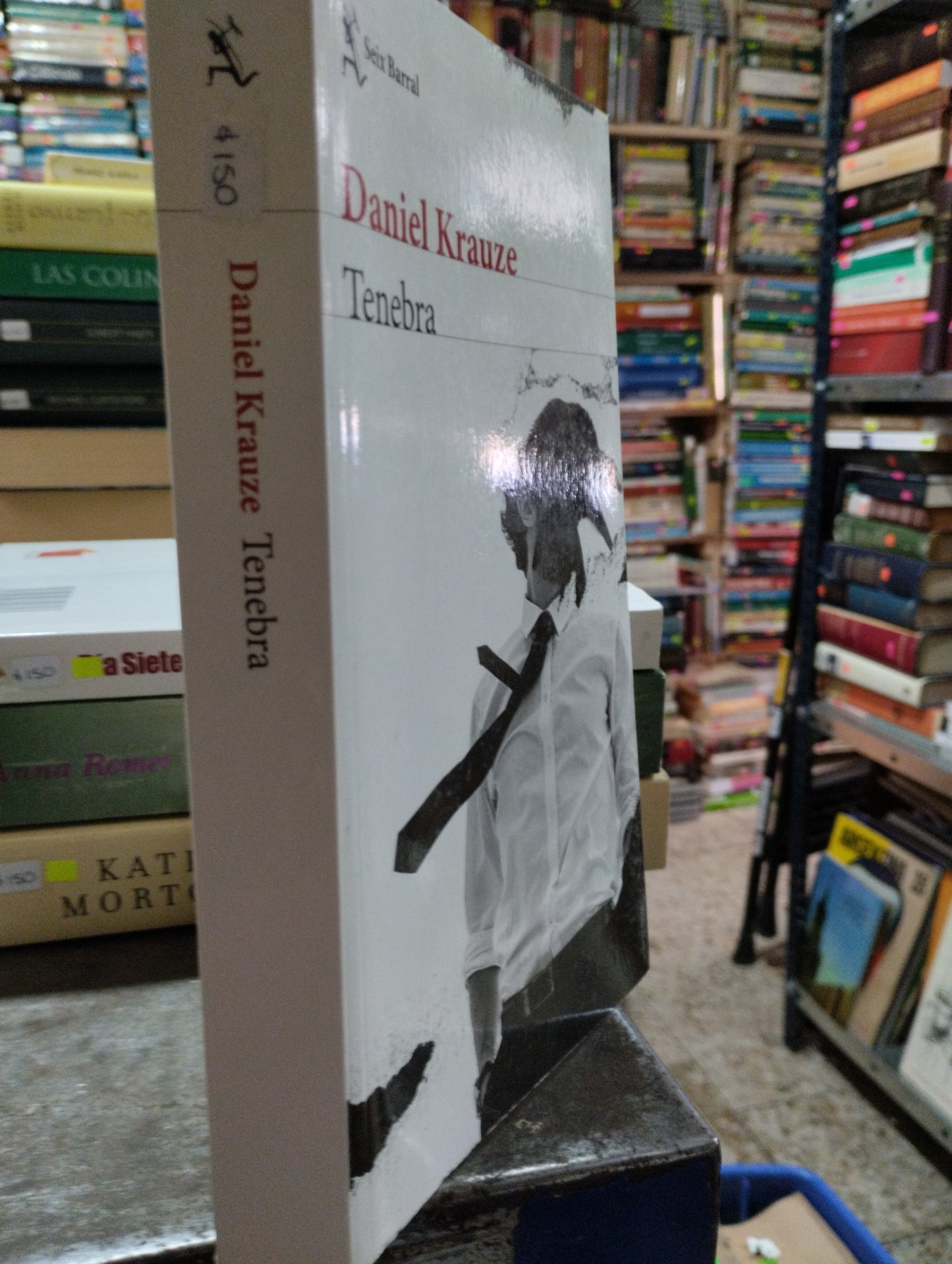 TENEBRA POR DANIEL KRAUZE USADO NOVELAS ALDAMA