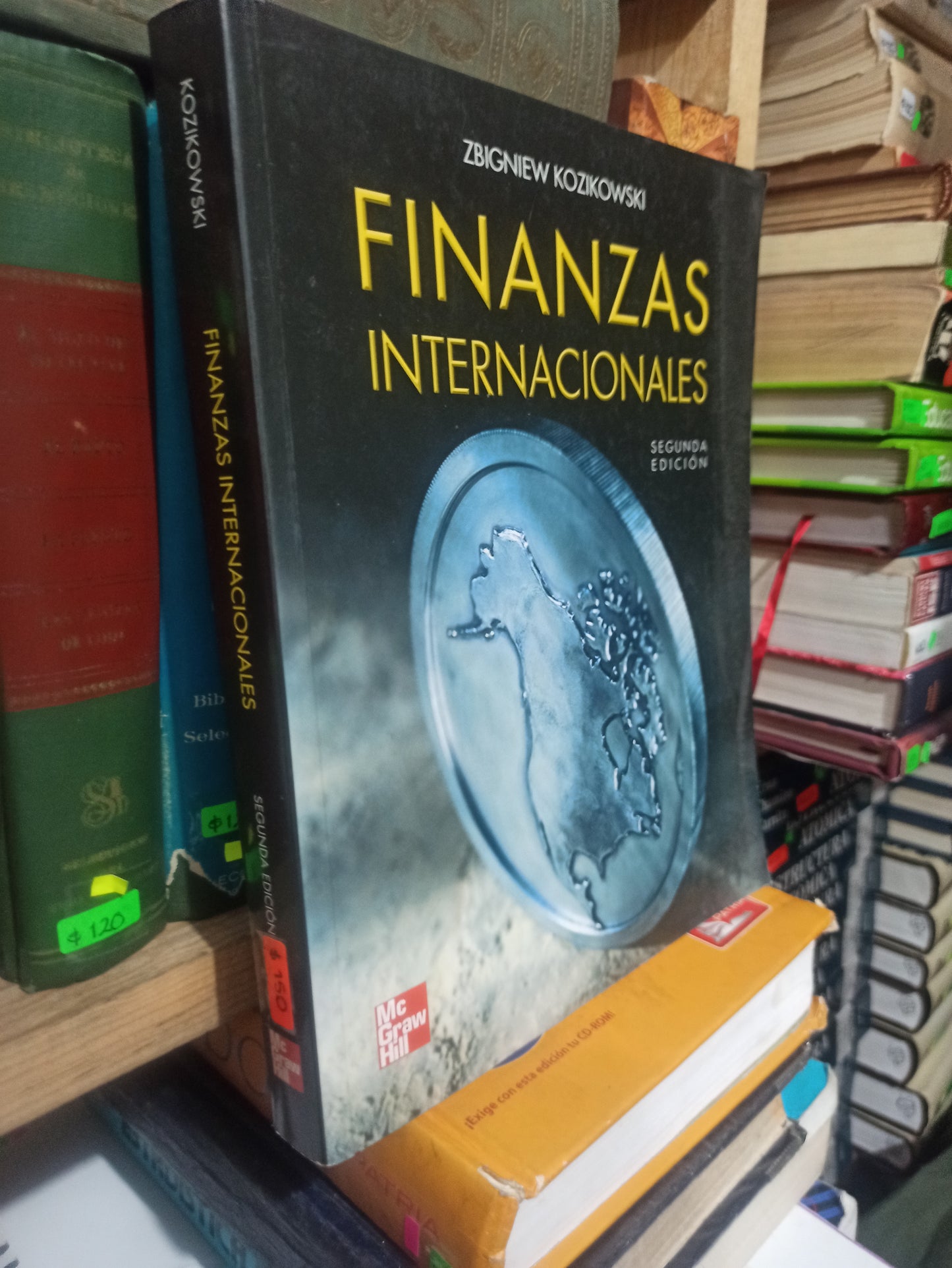 FINANZAS INTERNACIONALES POR ZBIGNIEW KOZIKOWSKI USADO ADMINISTRACIÓN JUÁREZ