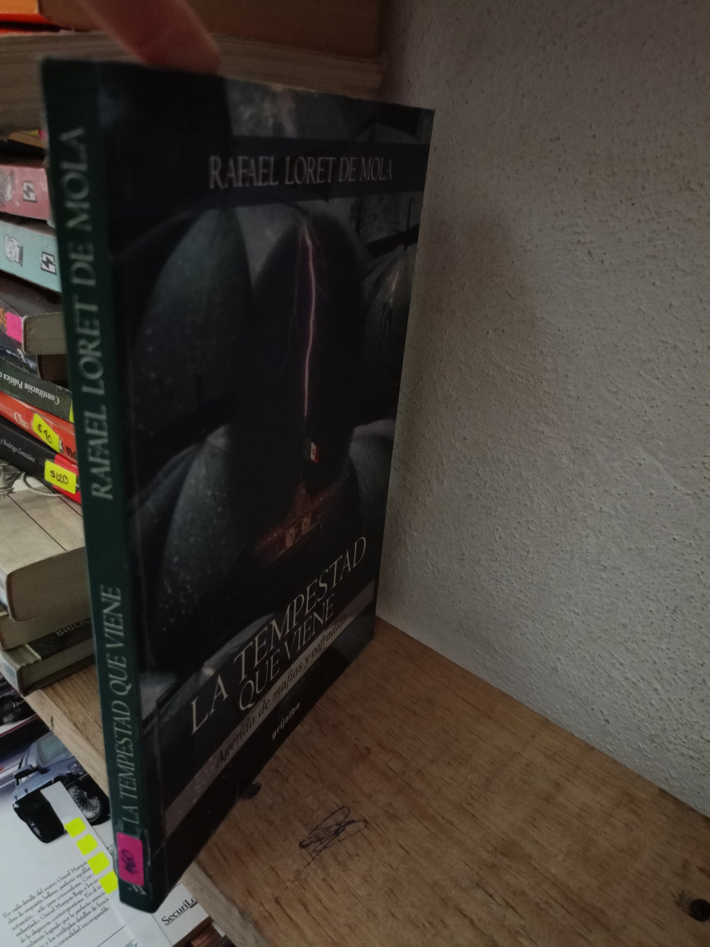 LA TEMPESTAD QUE VIENE POR RAFAEL LORET DE MOLA USADO POLITICA LITERARIO 305