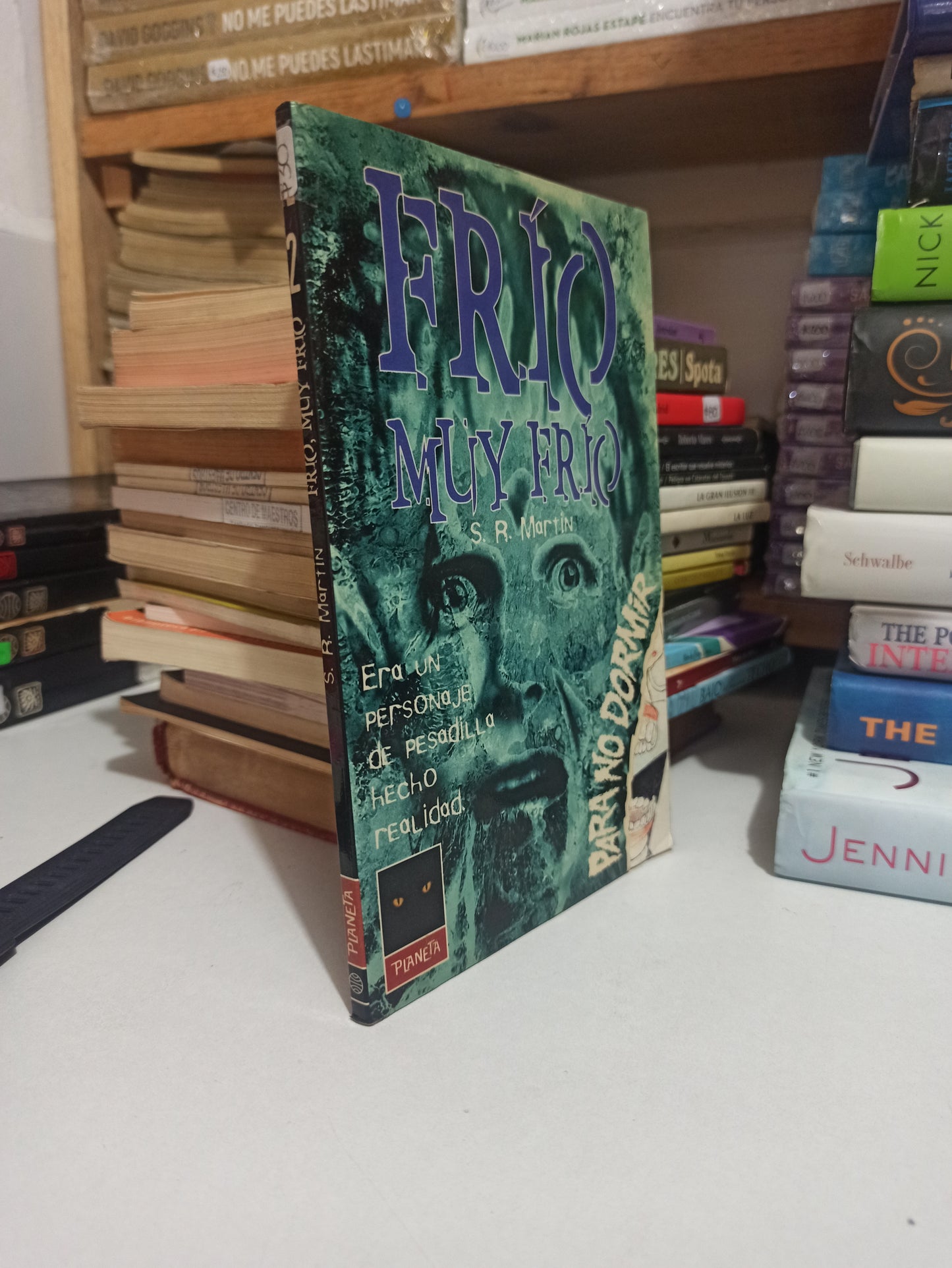 FRÍO MUY FRÍO POR S. R. MARTIN USADO NOVELAS JUÁREZ