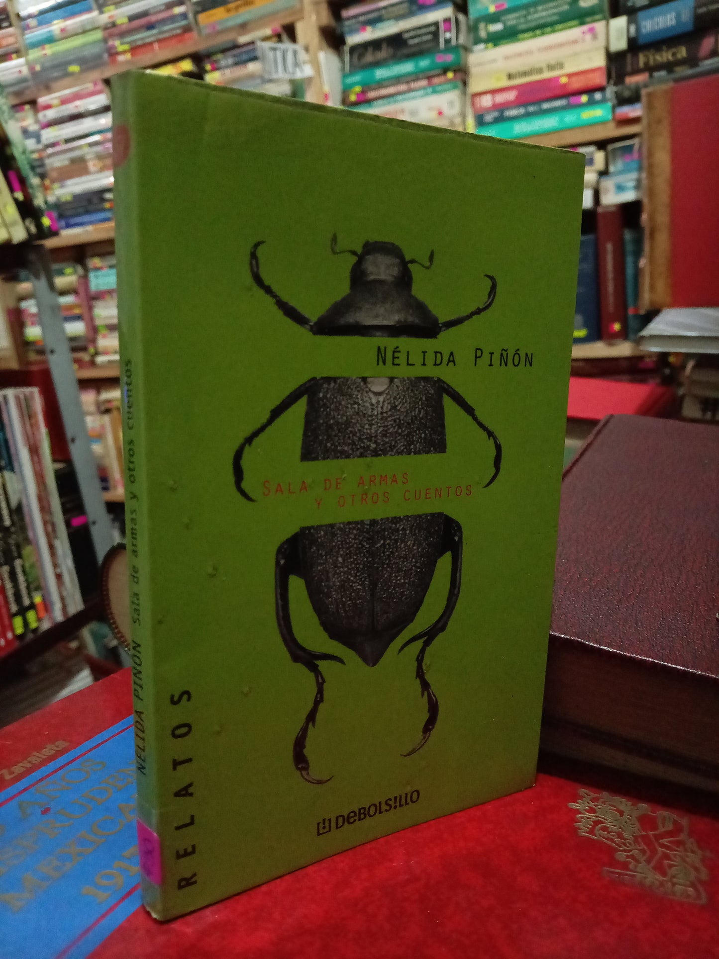 SALA DE ARMAS Y OTROS CUENTOS POR NELIDA PIÑON USADO NOVELA LITERARIO 305