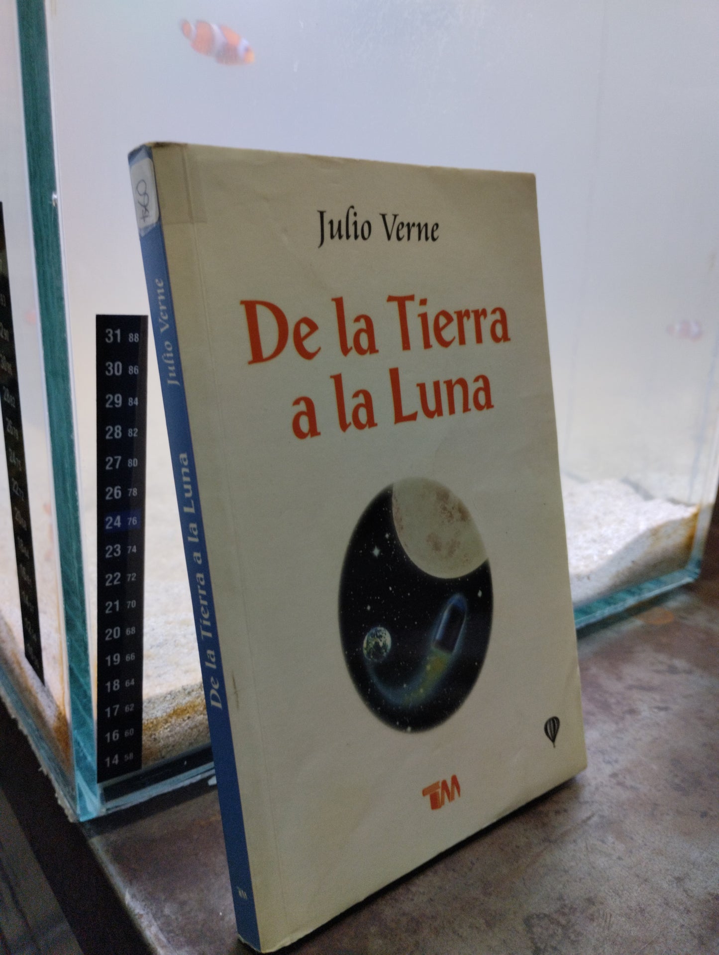 DE LA TIERRA A LA LUNA POR JULIO VERNE USADO NOVELAS ALDAMA