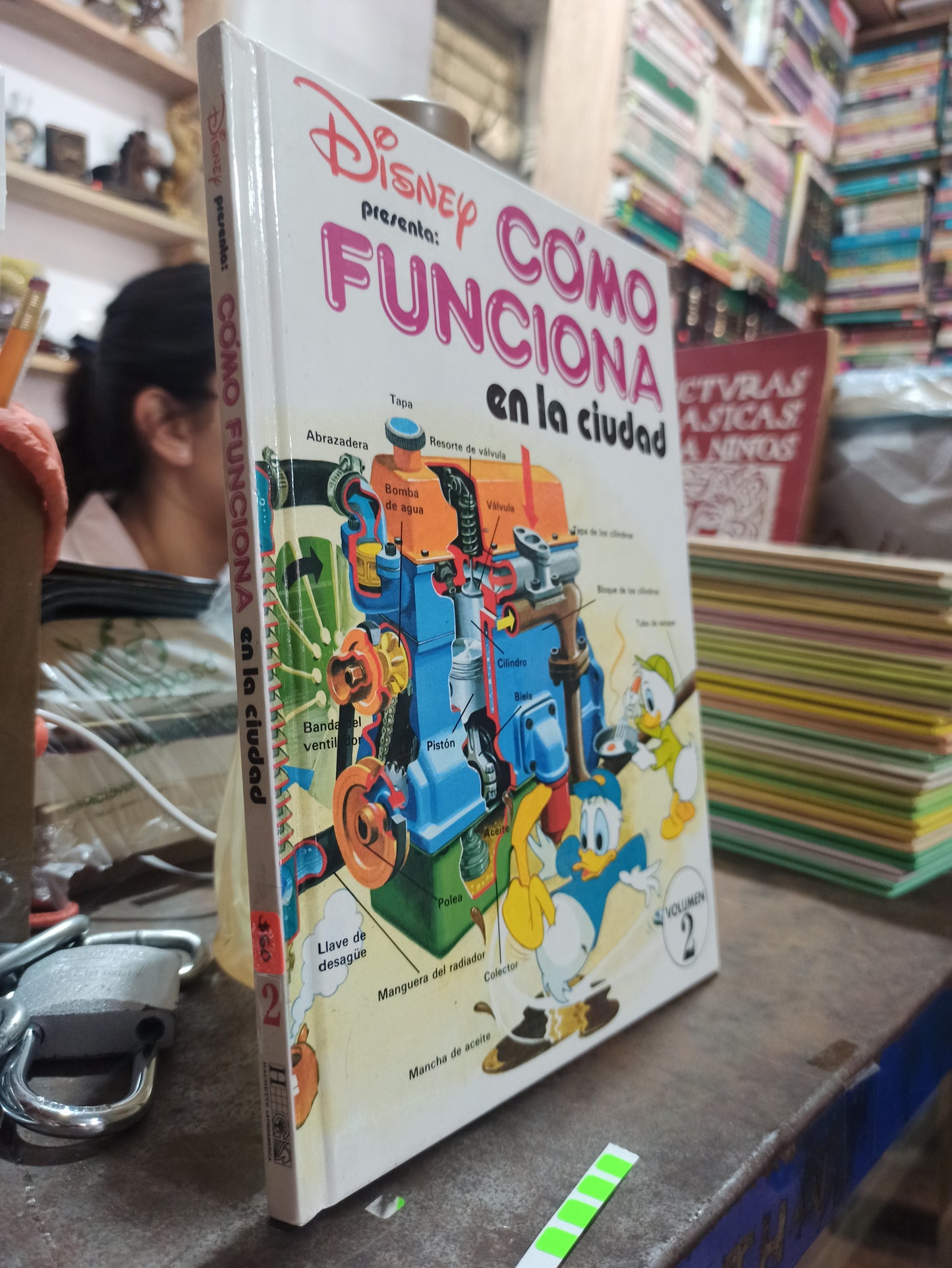 CÓMO FUNCIONA EN LA CIUDAD VOLUMEN 3 POR JUAN BOSCO AURIOLES USADO INFANTILES ALDAMA