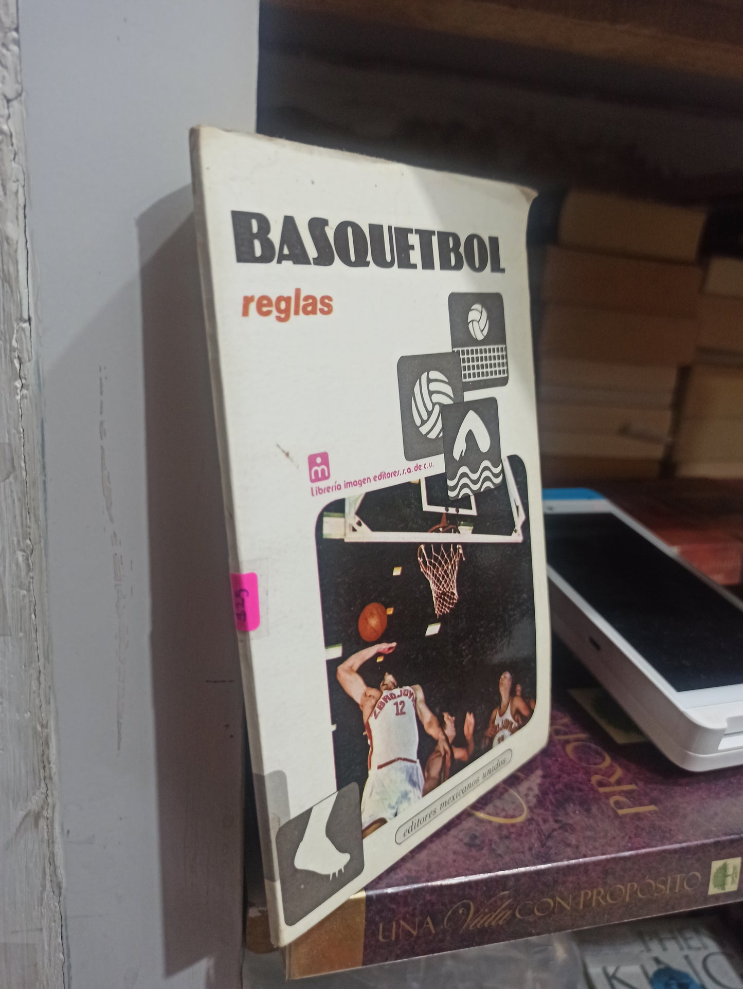 BASQUETBOL REGLAS POR EDITORIAL IMAGEN USADO DEPORTES JUÁREZ