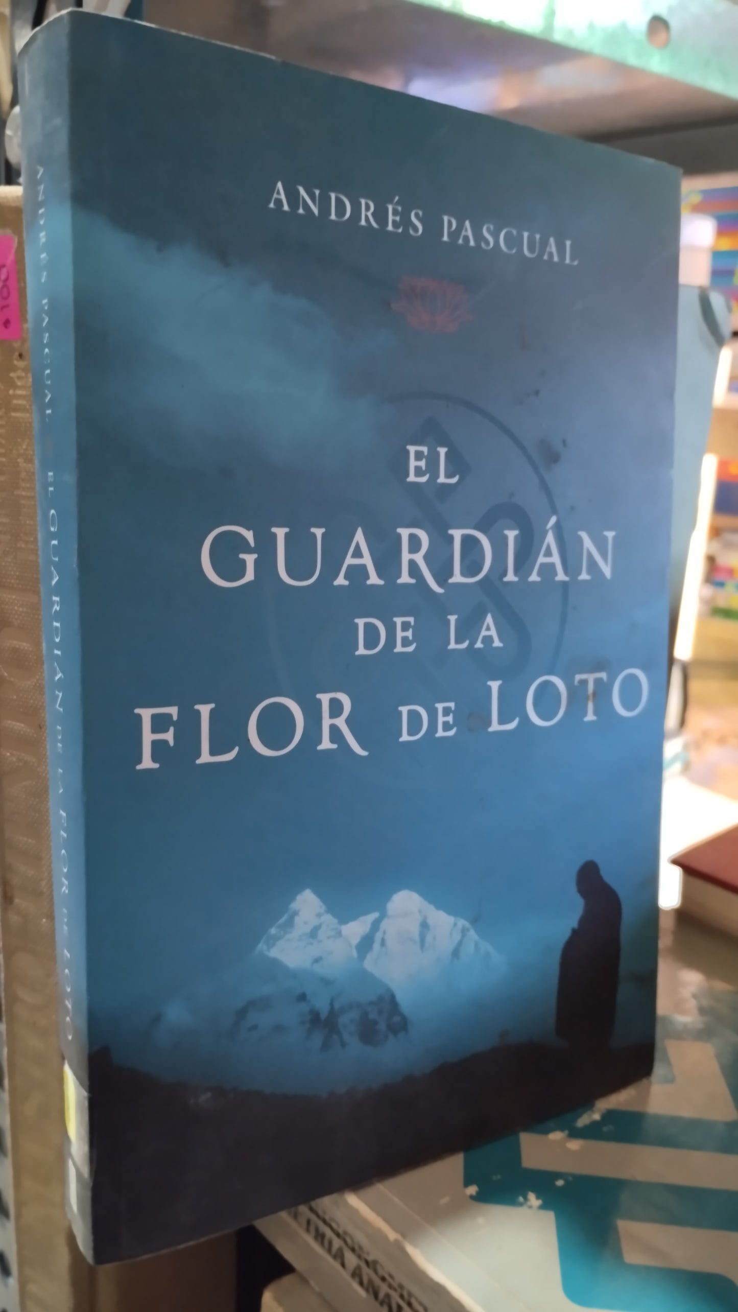 EL GUARDIAN DE LA FLOR DE LOTO POR ANDRES PASCUAL LIBRO USADO NOVELAS ALDAMA