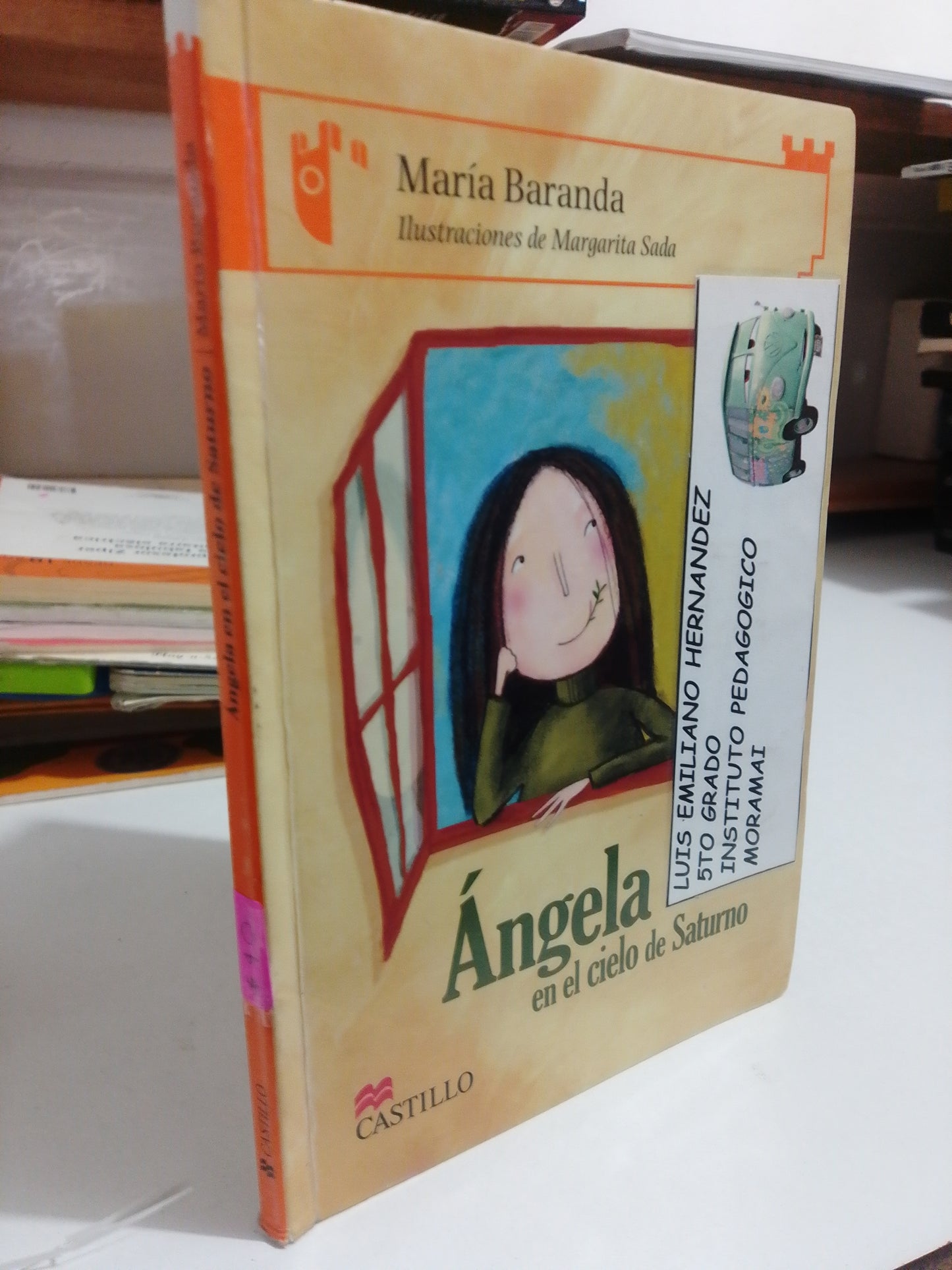 ANGELA EN EL CIELO DE SATURNO POR MARIA BARANDA USADO INFANTIL JUAREZ