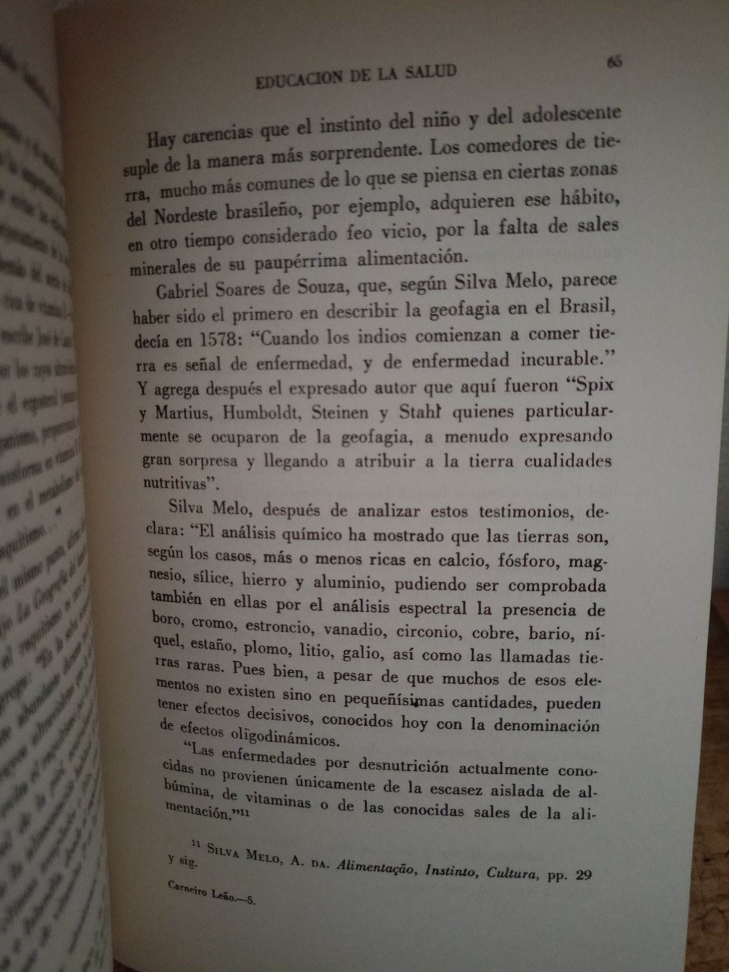 ADOLESCENCIA SUS PROBLEMAS Y SU EDUCACIÓN POR CARNEIRO LEÃO