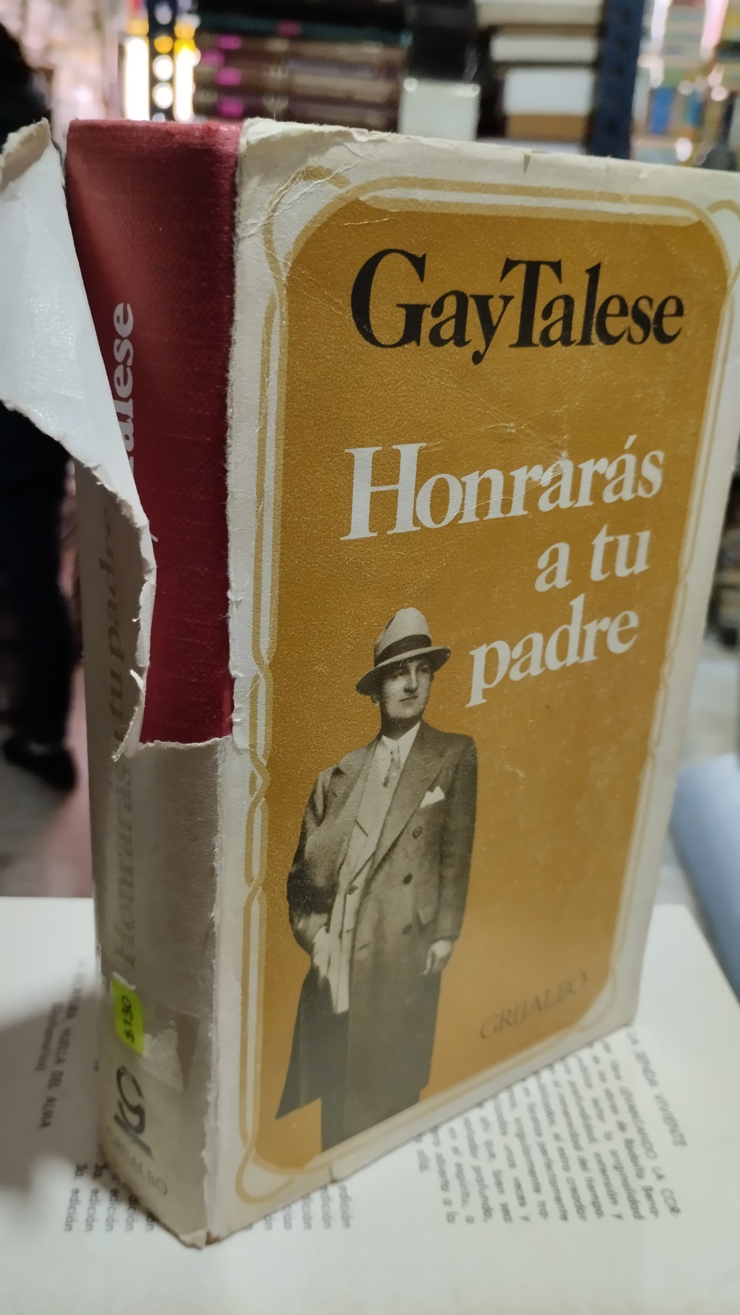 HONRARAS A TU PADRE POR GAYTALESE LIBRO USADO NOVELAS ALDAMA