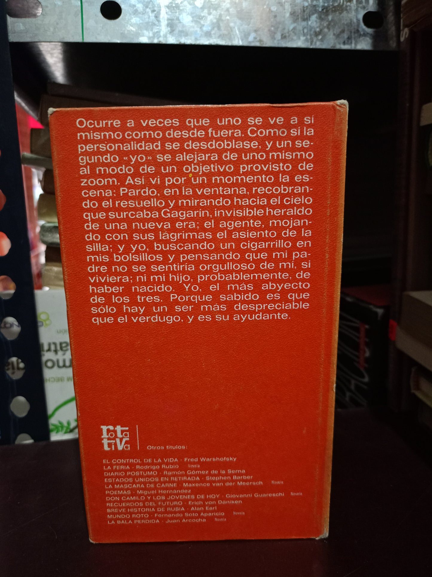 EL AYUDANTE DEL VERDUGO POR MARIO LACRUZ USADO NOVELA LITERARIO 305