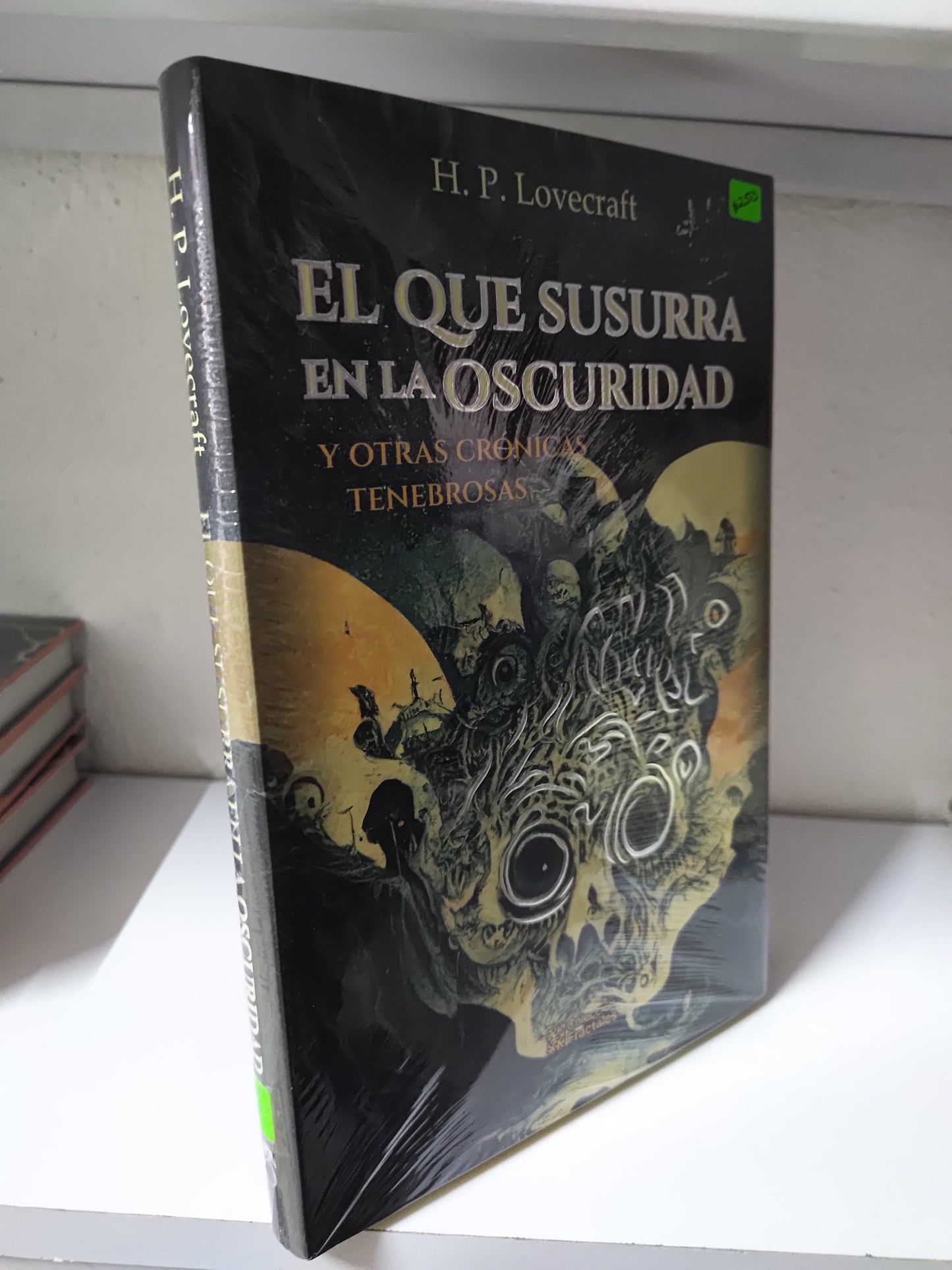 EL QUE SUSURRA EN LA OSCURIDAD POR H. P. LOVECRAFT NUEVOS JUAREZ 515