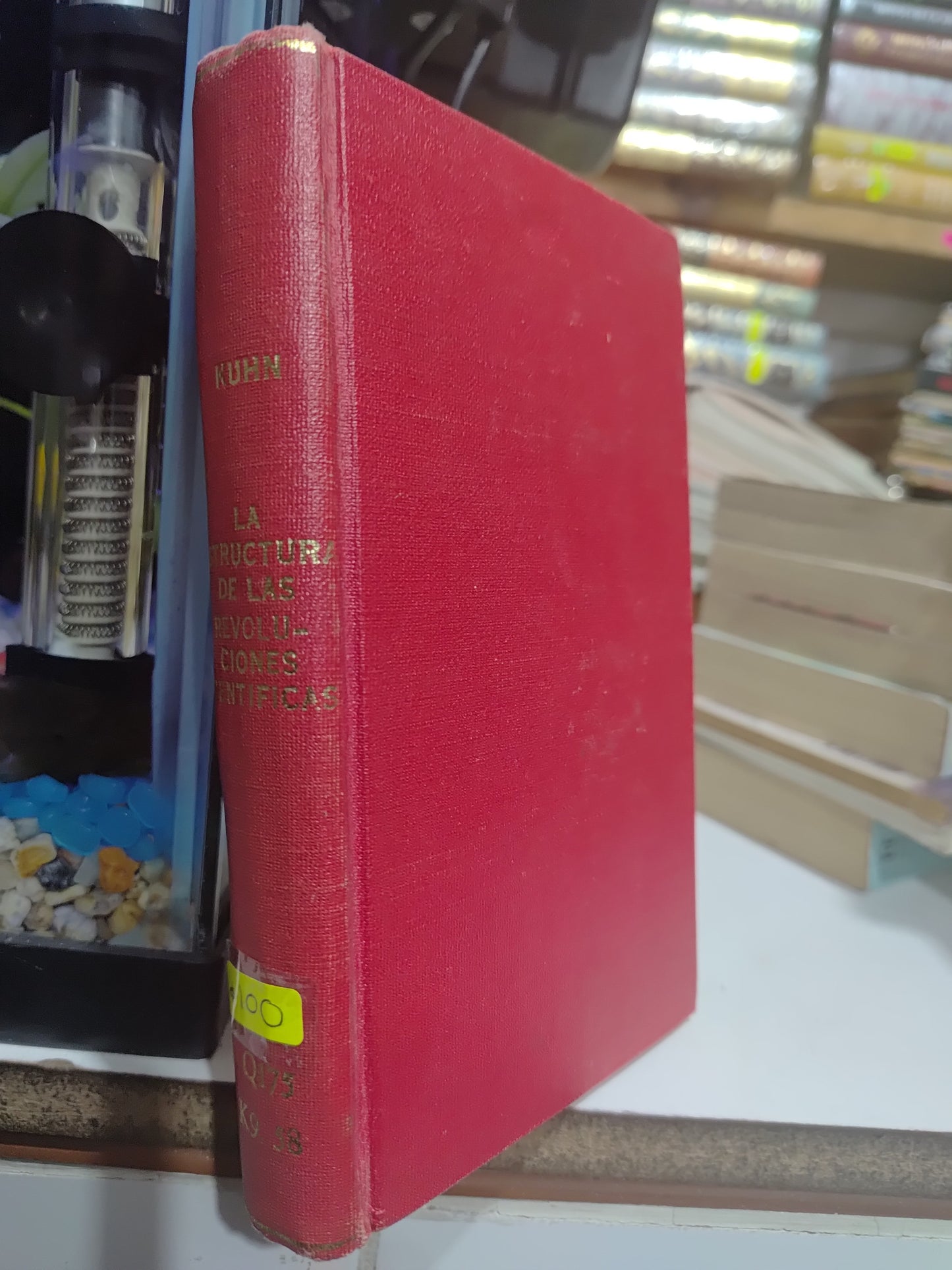 LA ESTRUCTURA DE LAS REVOLUCIONES CIENTIFICAS POR THOMAS KUHN USADO SOCIOLOGIA JUAREZ