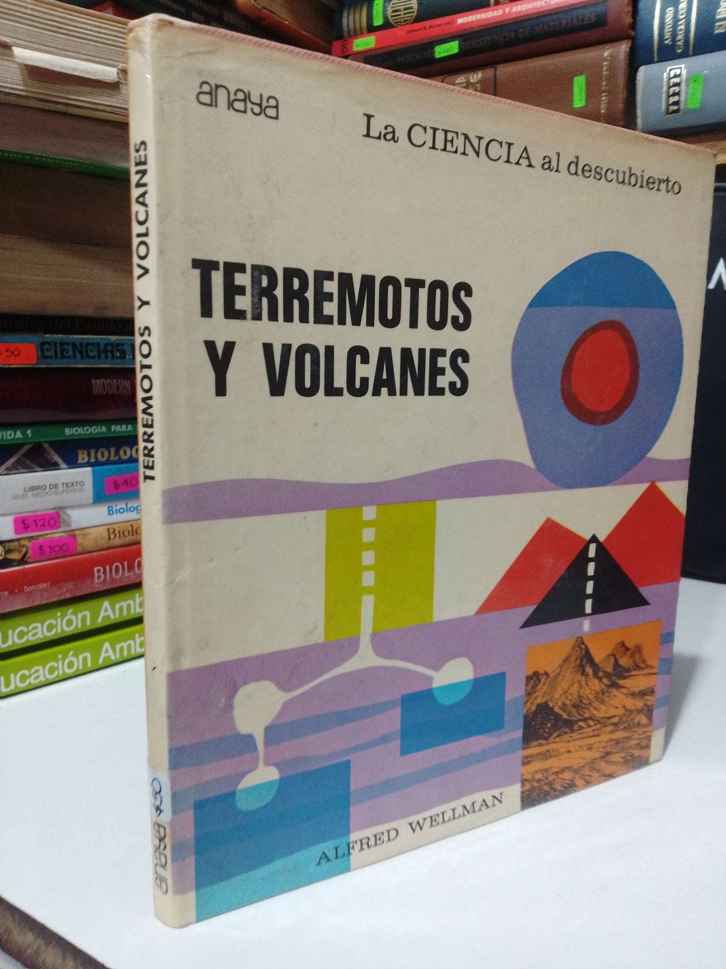 TERREMOTOS Y VOLCANES POR ALFRED WELLMAN USADO USADO BIOLOGIA JUAREZ