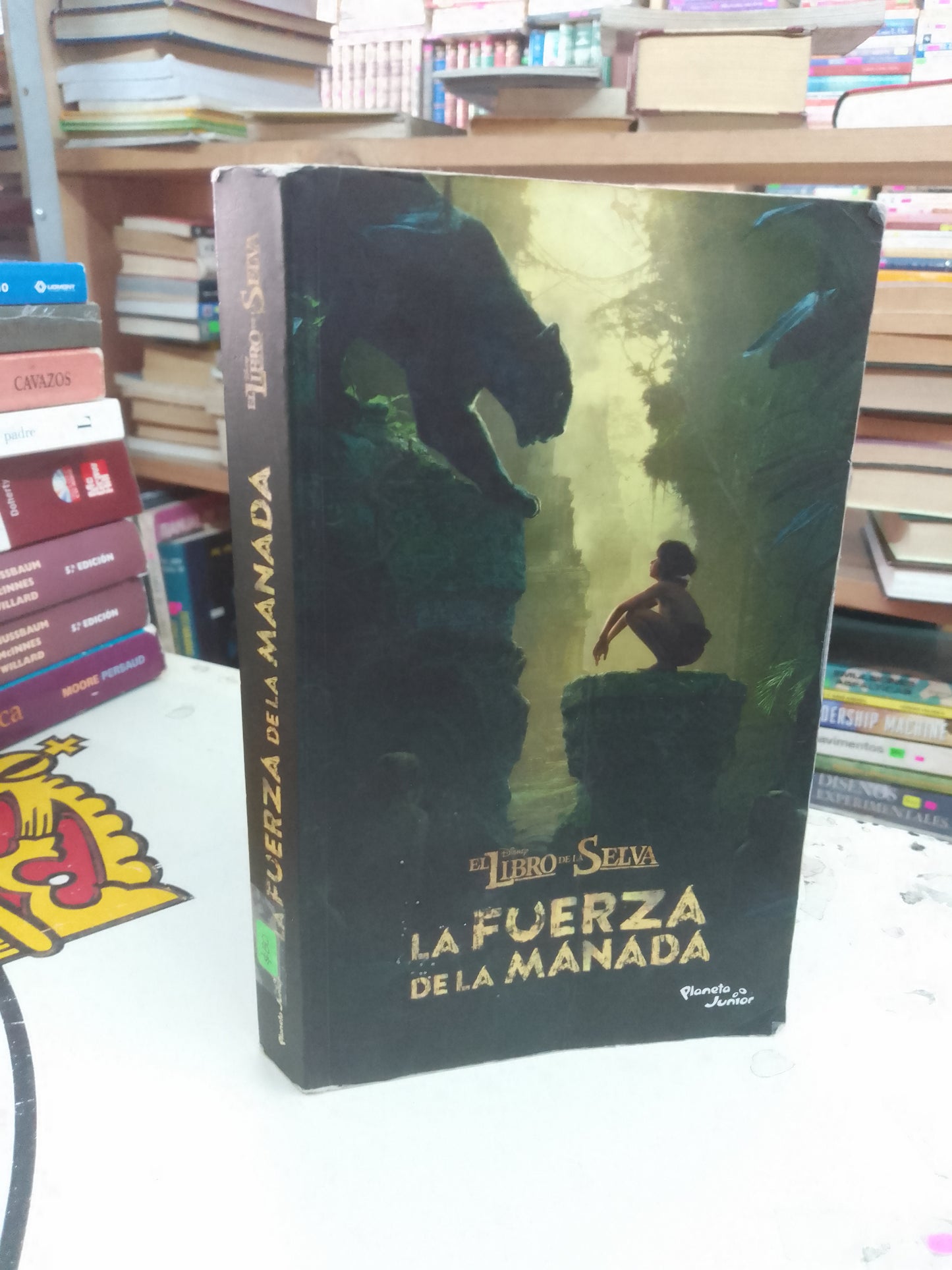 LA FUERZA DE LA MANADA POR SCOTT PETERSON Y JOSHUA PRUETT USADO INFANTIL LITERARIO 207