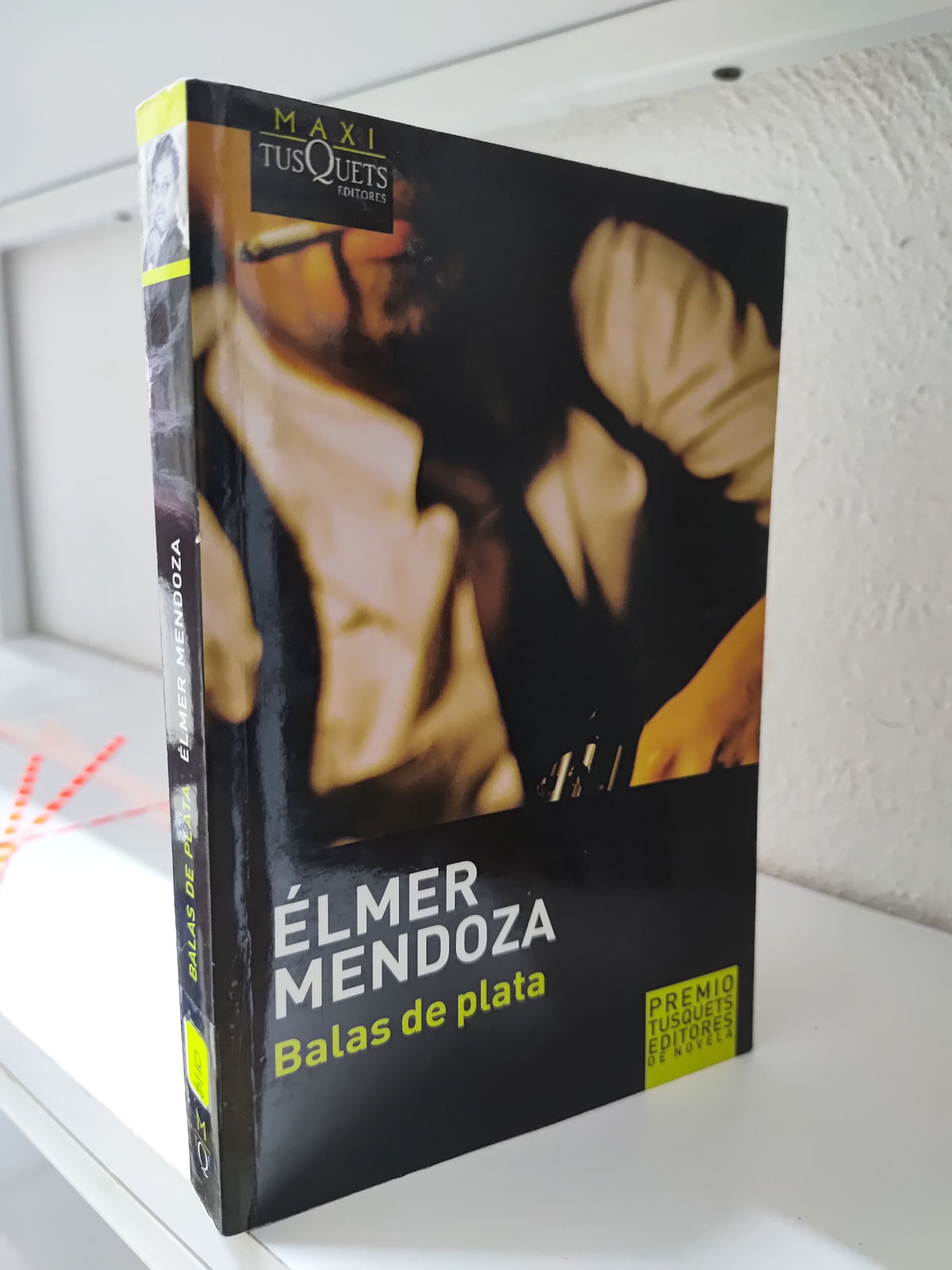 BALAS DE PLATA POR ELMER MENDOZA USADO NOVELAS JUAREZ 515
