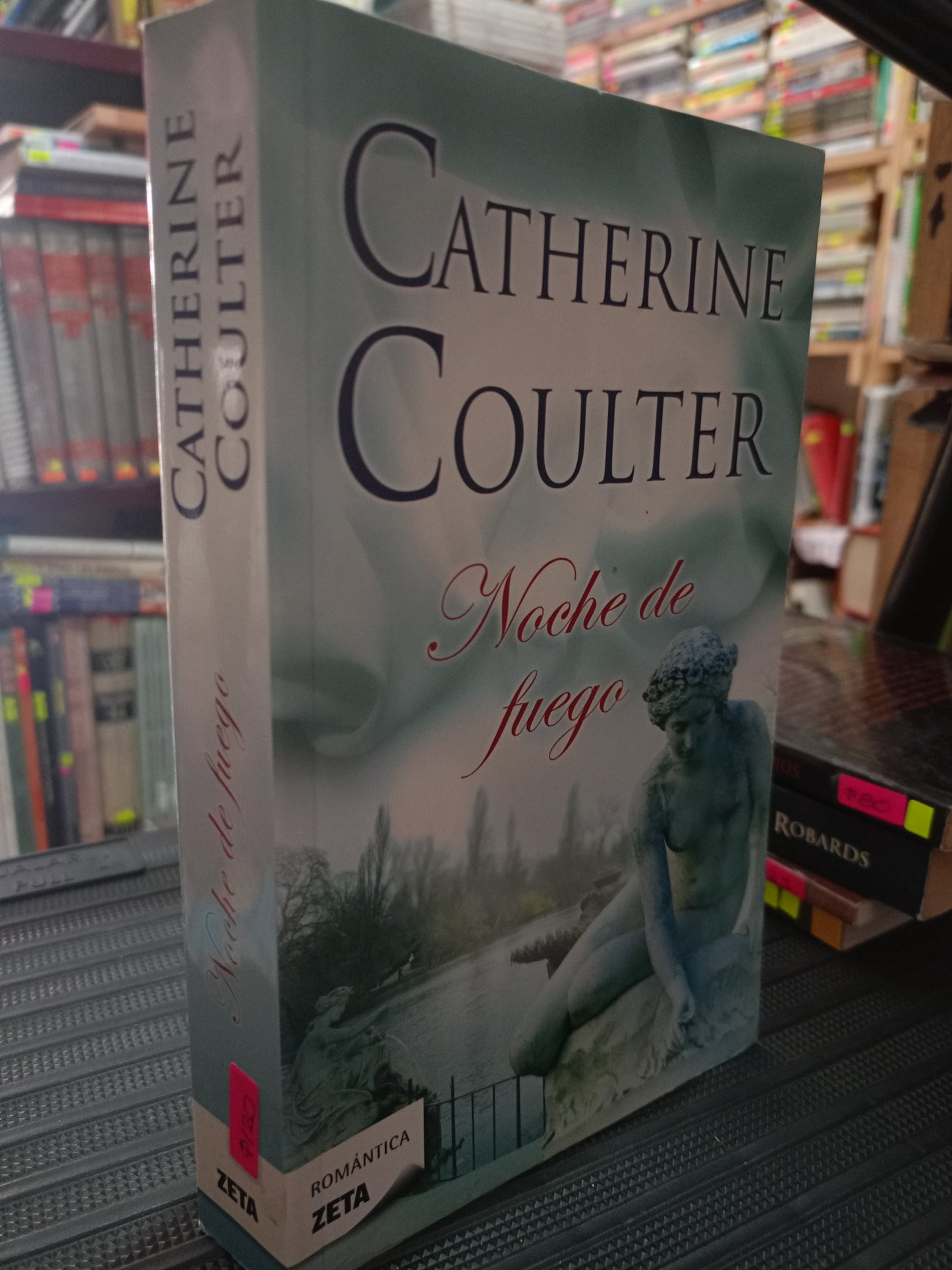 NOCHE DE FUEGO POR CATHERINE COULTER USADO NOVELA LITERARIO 305
