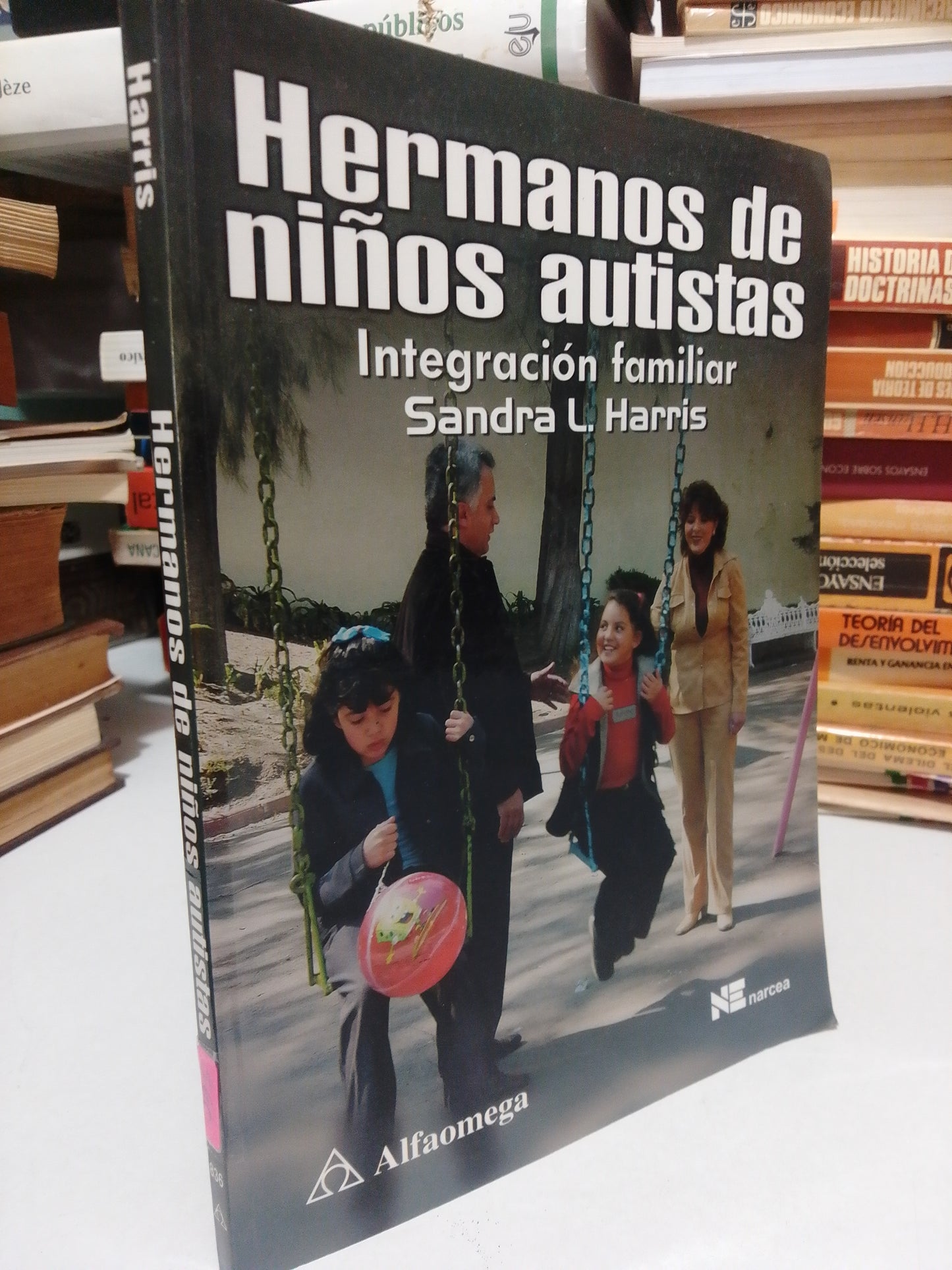 HERMANOS DE NIÑOS AUTISTA POR SANDRA L. HARRIS USADO PSICOLOGIA JUAREZ