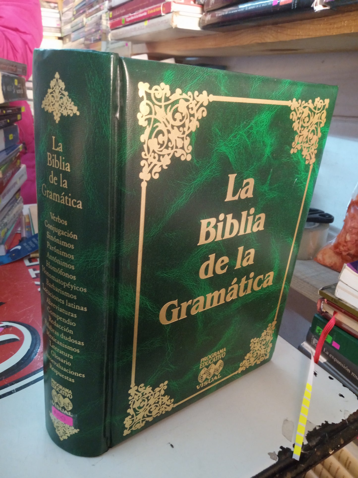LA BIBLIA DE LA GRAMÁTICA USADO EDUCACIÓN LITERARIO 207