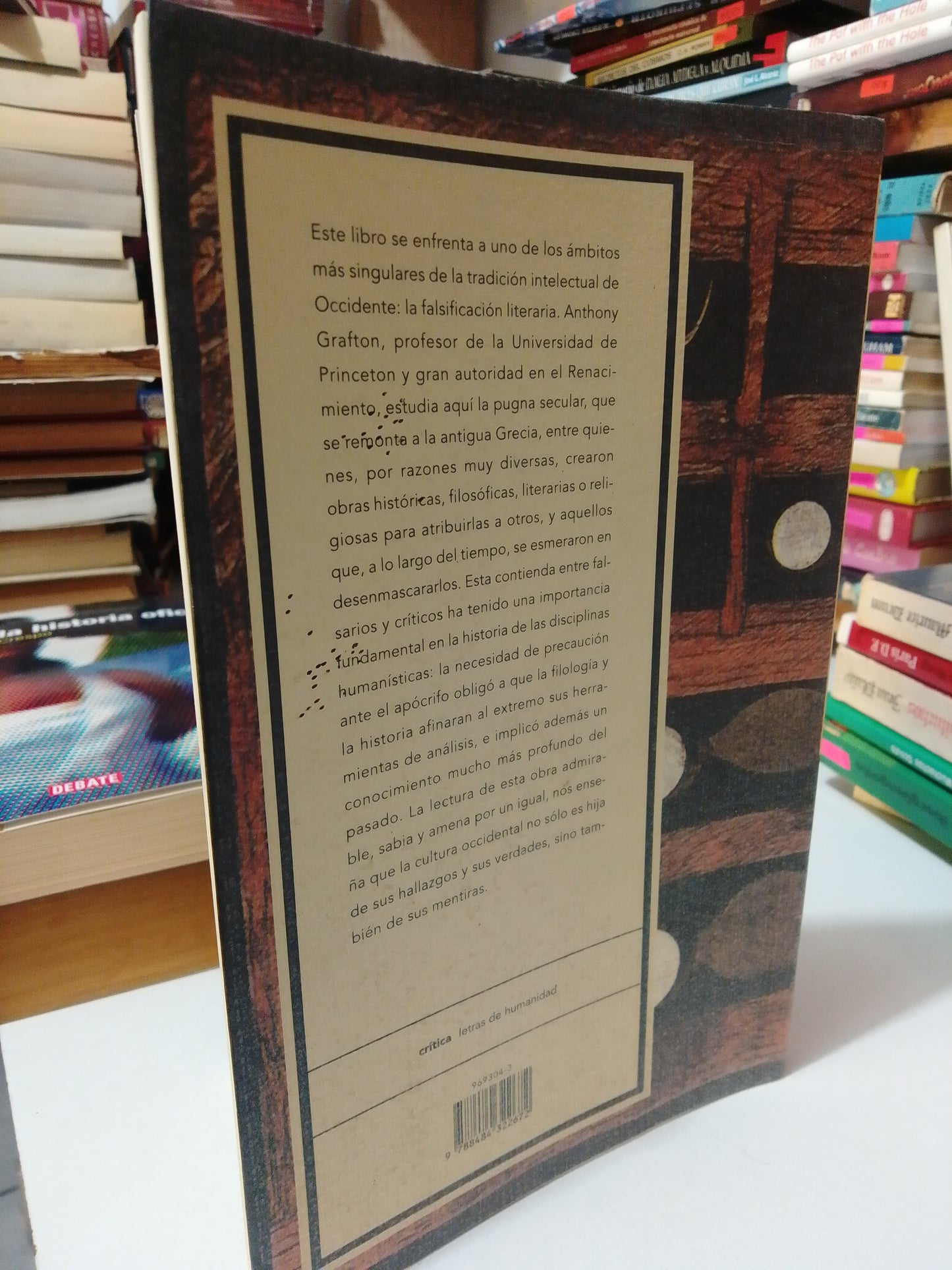 FALSARIOS Y CRITICOS POR ANTHONY GRAFTON USADO NOVELA JUÁREZ