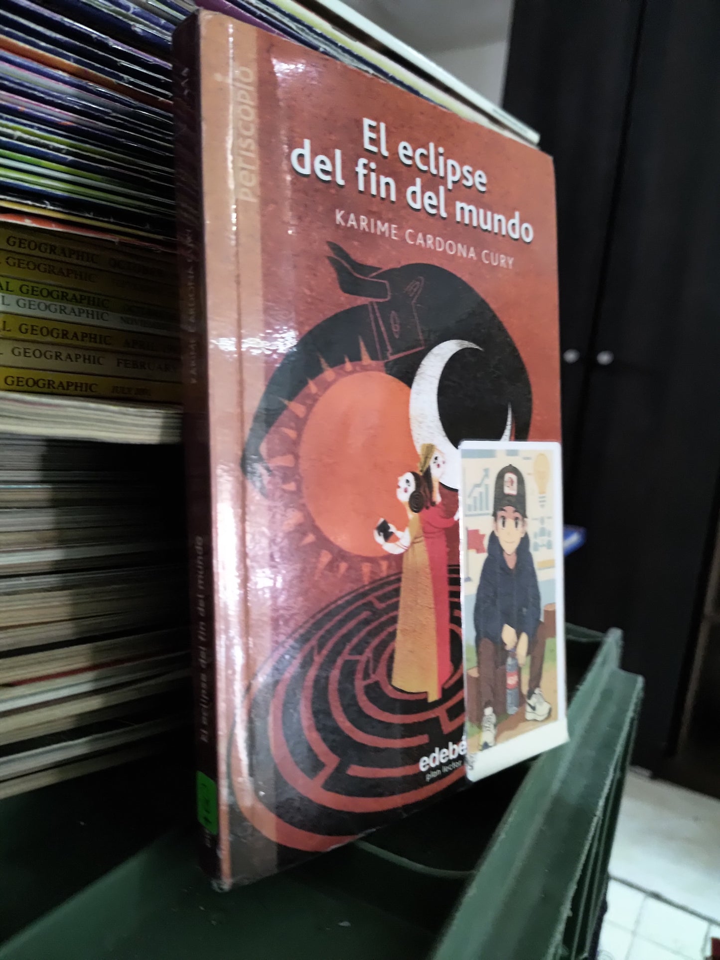 EL ECLIPSE DEL FIN DEL MUNDO POR KARIME CARDONA CURY USADO NOVELAS JUAREZ 515