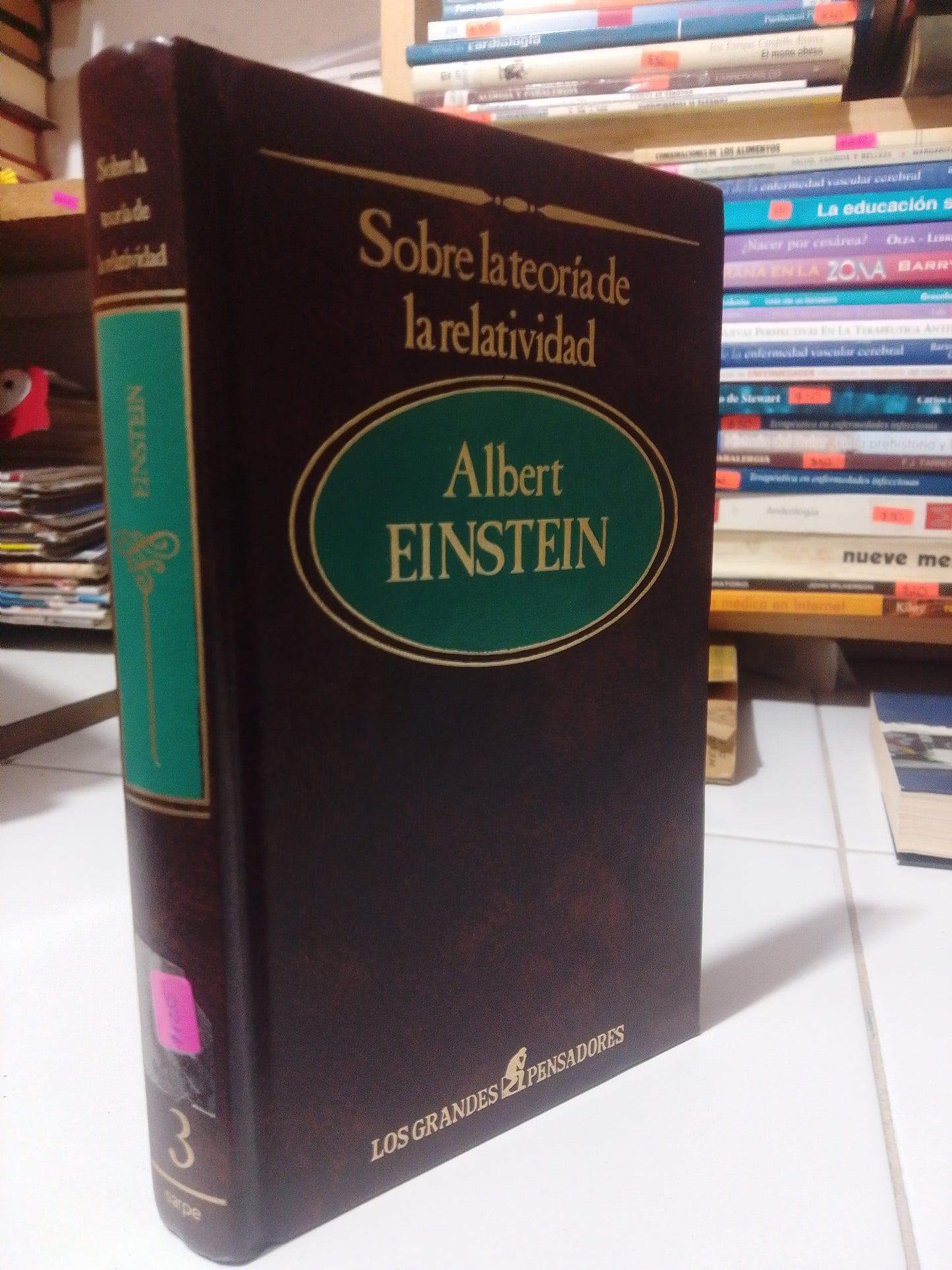 SOBRE LA TEORIA DE LA RELATIVIDAD POR ALBERT EINSTEIN USADO NOVELA JUAREZ