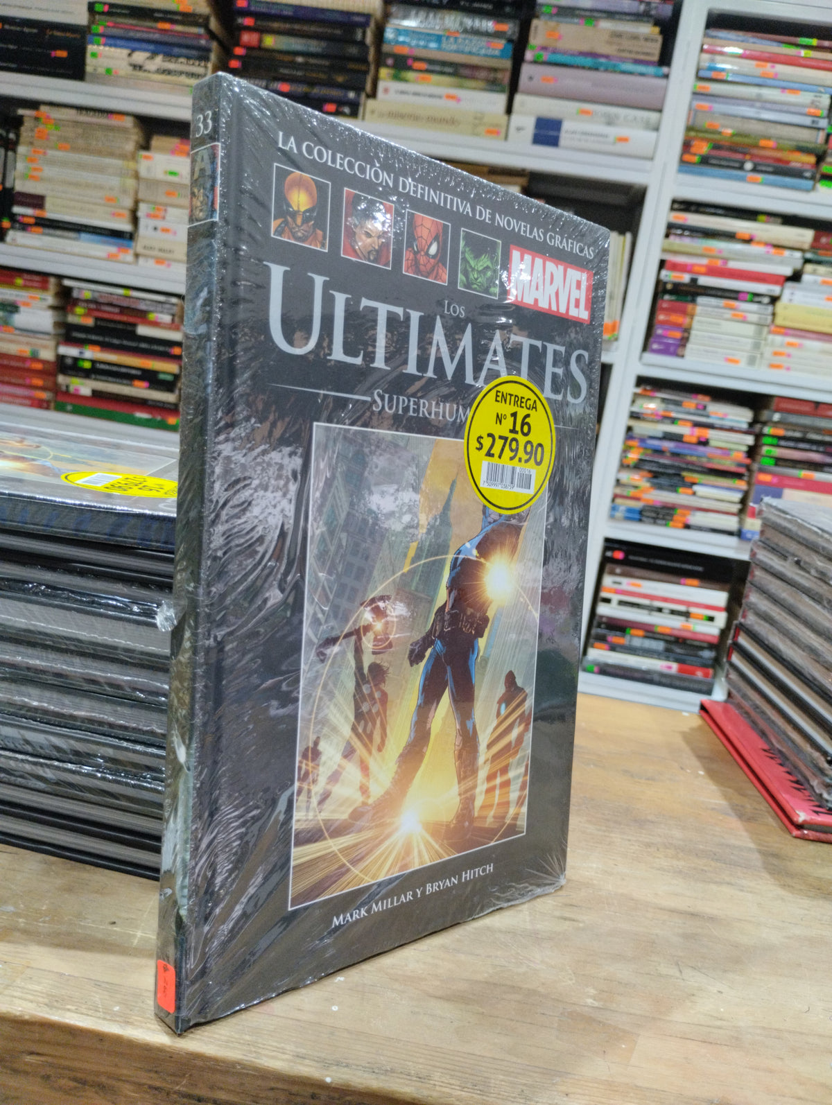 LOS ULTIMATES SUPERHUMANOS POR MARK MILLAR USADO NOVELAS JUAREZ 515