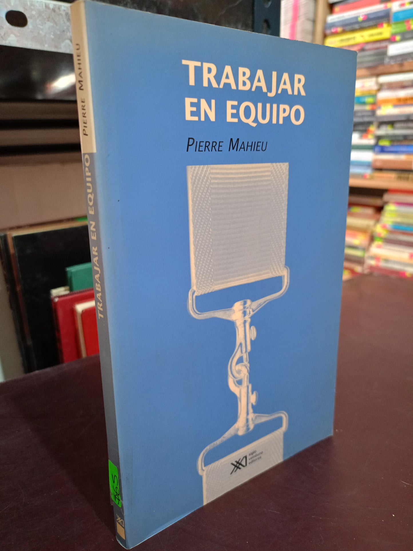 TRABAJAR EN EQUIPO POR PIERRE MAHIEU USADO ADMIN LITERARIO 305