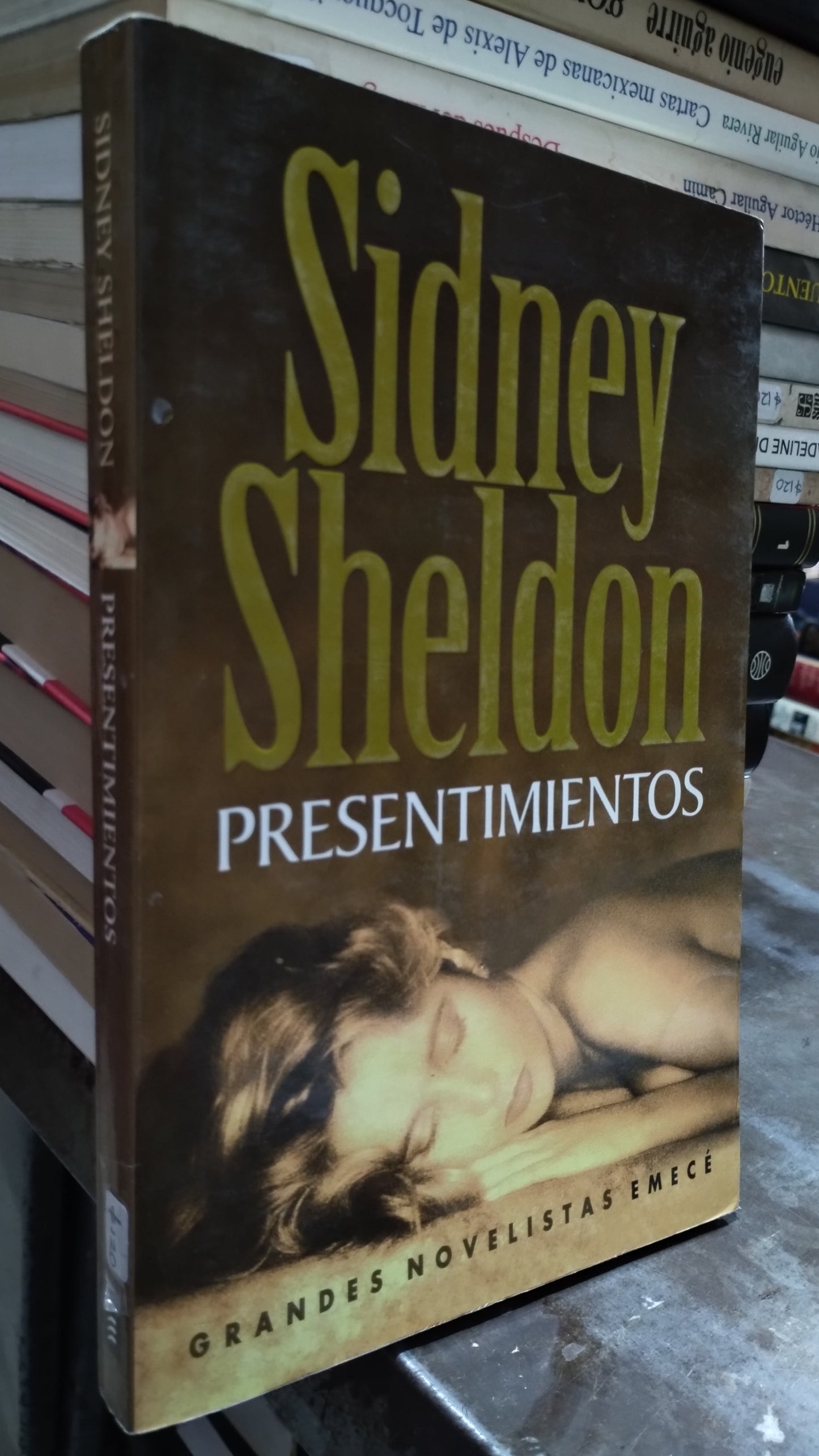 PRESENTIMIENTOS POR SIDNEY SHELDON LIBRO USADO NOVELAS ALDAMA