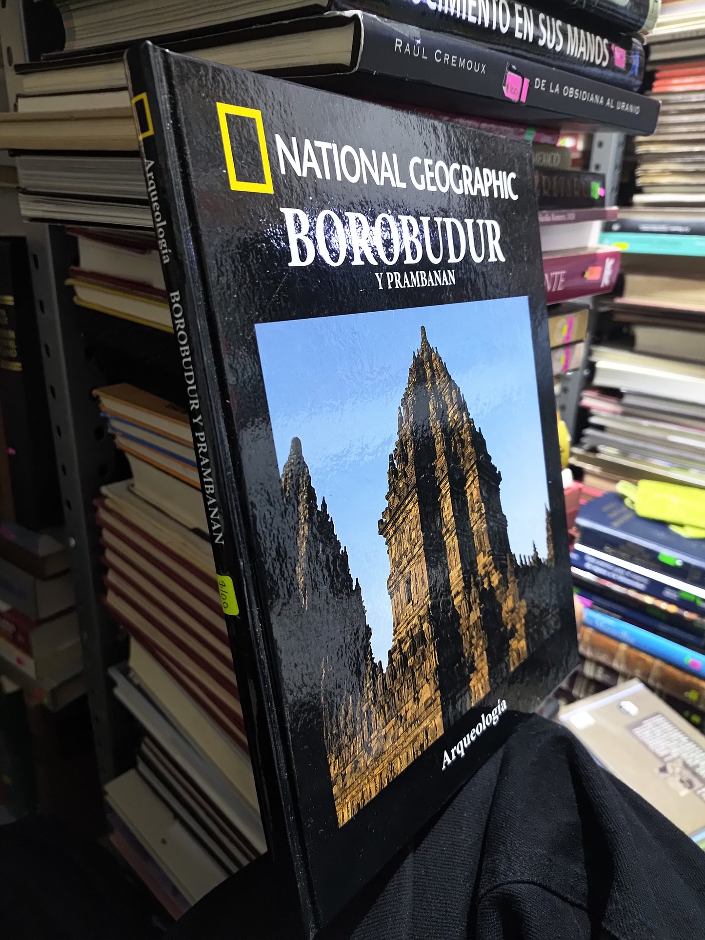 BOROBUDUR Y PRANBANAN POR NATIONAL GEOGRAPHIC USADO HISTORIA JUAREZ 507