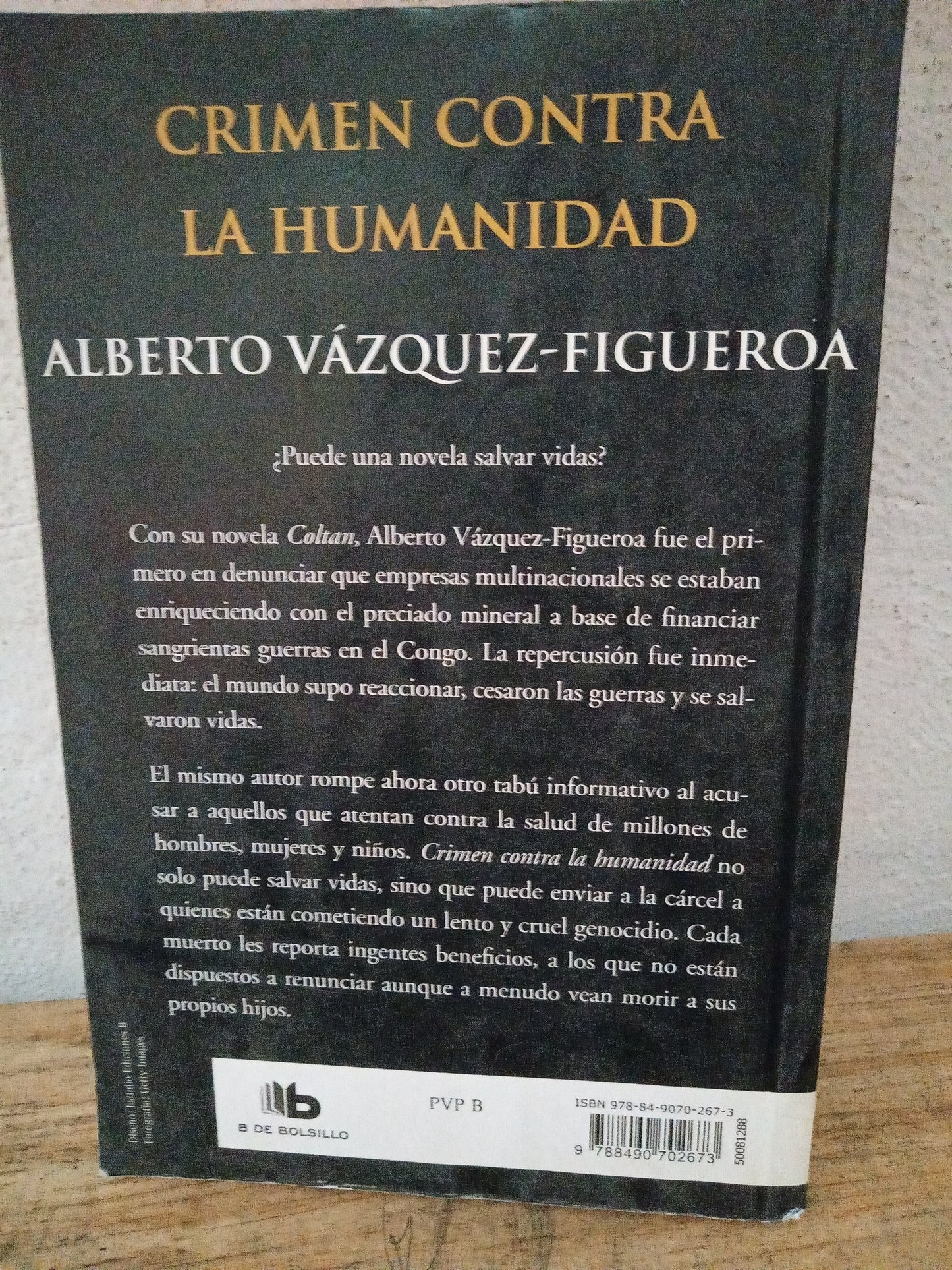 CRIMEN CONTRA LA HUMANIDAD ALBERTO VAZQUEZ FIGUEROA USADO NOVELA LITERARIO 305