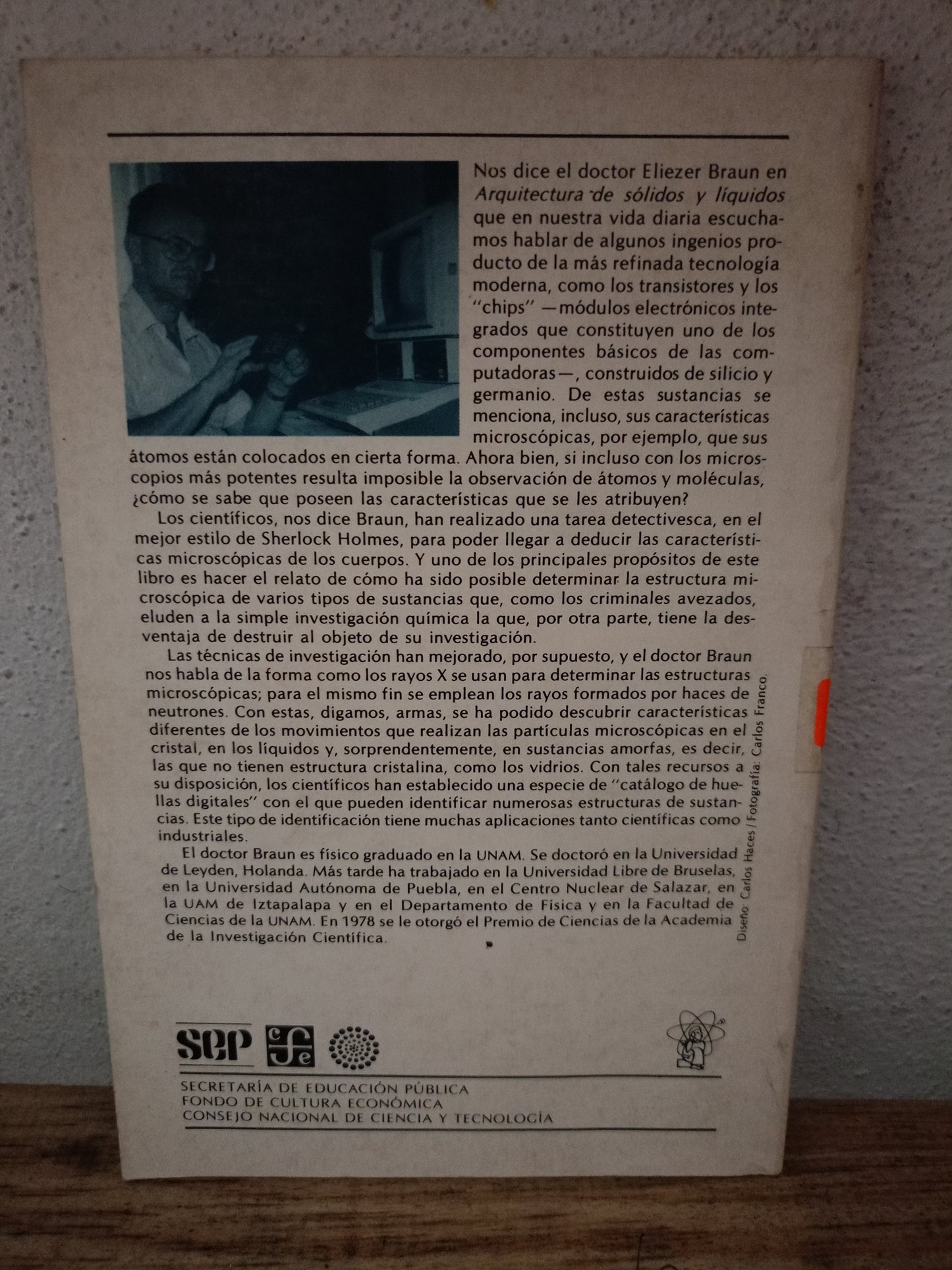 ARQUITECTURA DE SÓLIDOS Y LÍQUIDOS POR ELIEZER BRAUN USADO CIENCIA LITERARIO 305