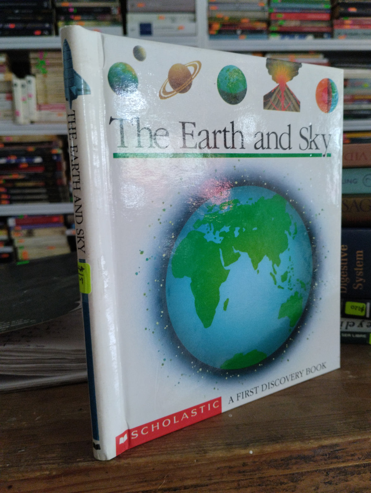 THE EARTH AND SKY POR GALLIMARD JEUNESSE USADO IDIOMAS JUAREZ 515