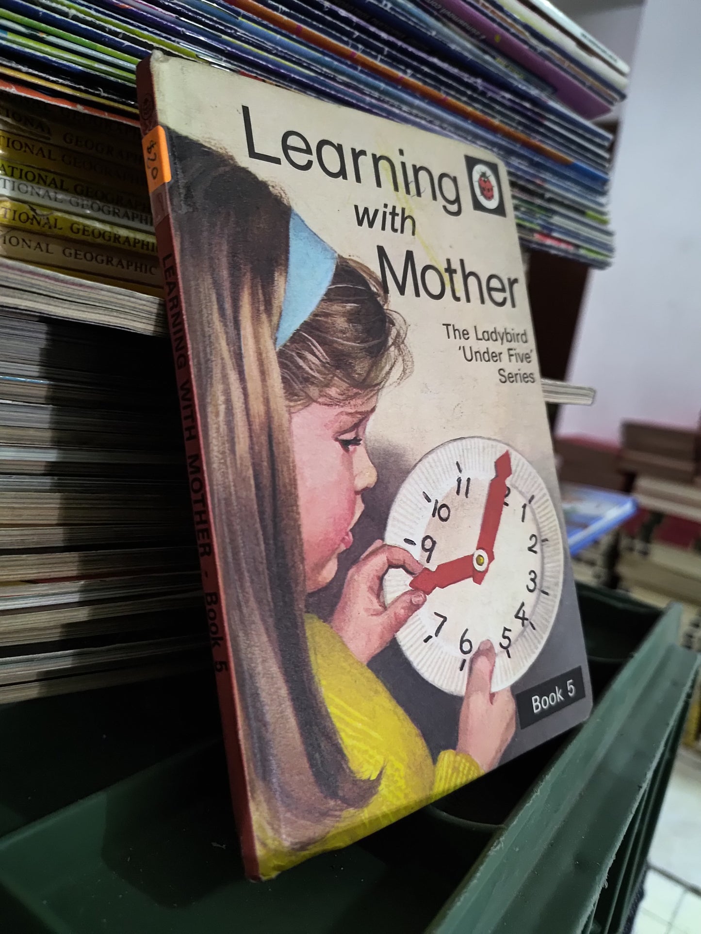 LEARNING WITH MOTHER BOOK 5 POR EDITORIAL LADYBIRD USADO IDIOMAS JUAREZ 515
