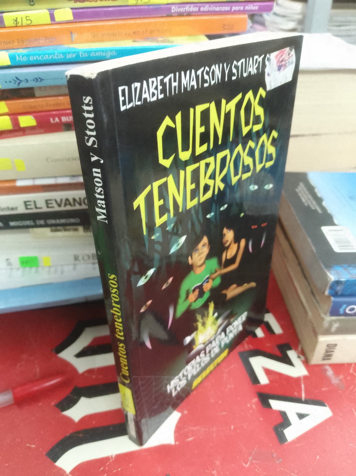 CUENTOS TENEBROSOS POR ELIZABETH MATAIN STUART USADO INFANTIL LITERARIO 207