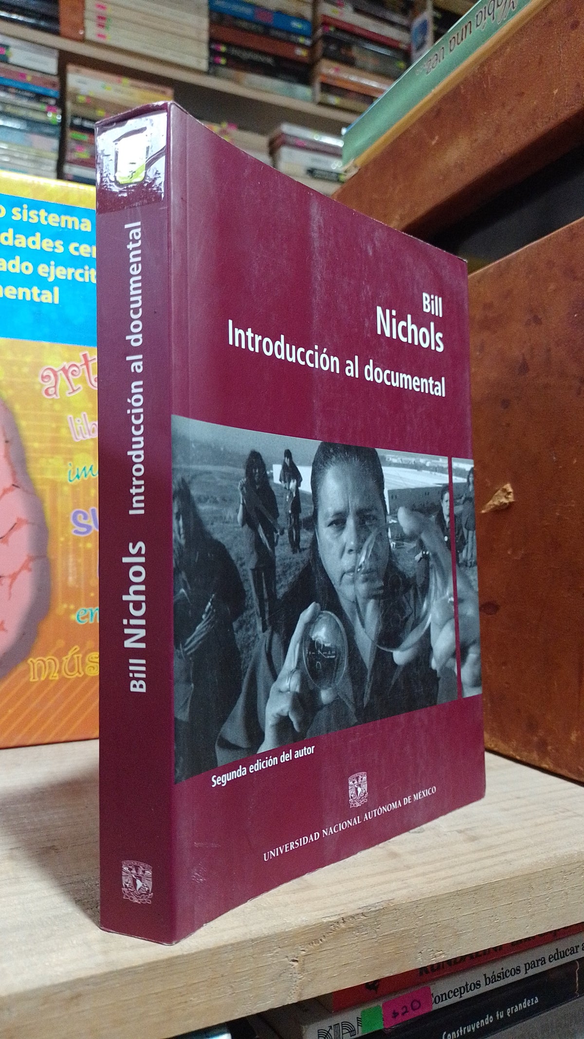 INTRODUCCION AL DOCUMENTAL POR BILL NICHOLS USADO HISTORIA ALDAMA