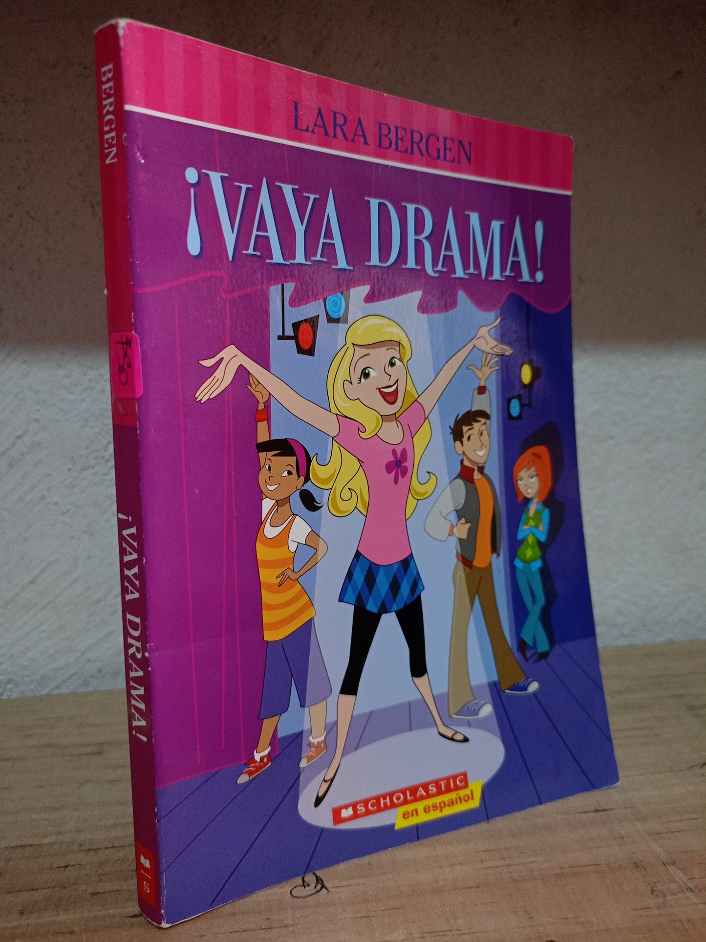 VAYA DRAMA POR LARA BERGEN USADO NOVELA LITERARIO 305