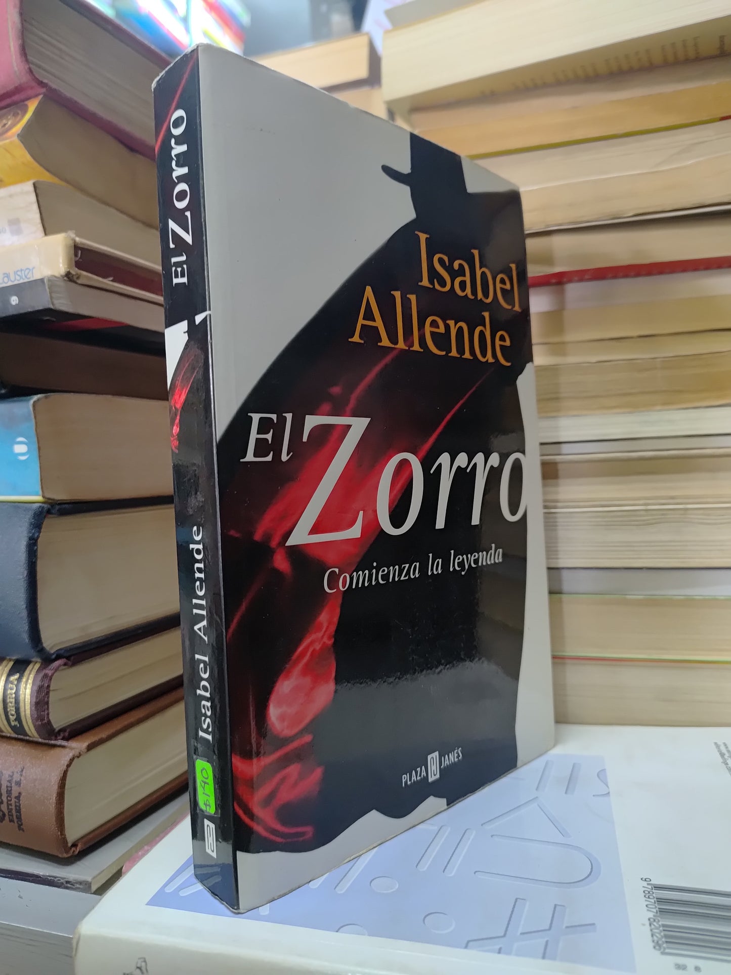 EL ZORRO COMIENZA LA LEYENDA POR ISABEL ALLENDE USADO NOVELAS JUAREZ 507