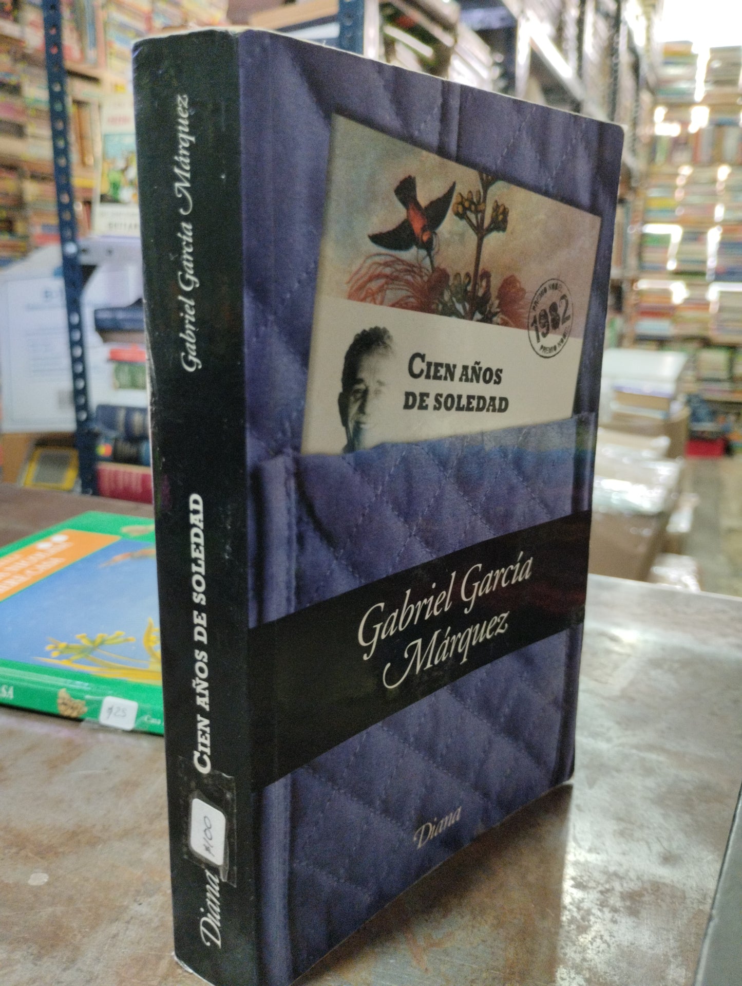 CIEN AÑOS DE SOLEDAD POR GABRIEL GARCÍA MARQUEZ USADO NOVELAS ALDAMA