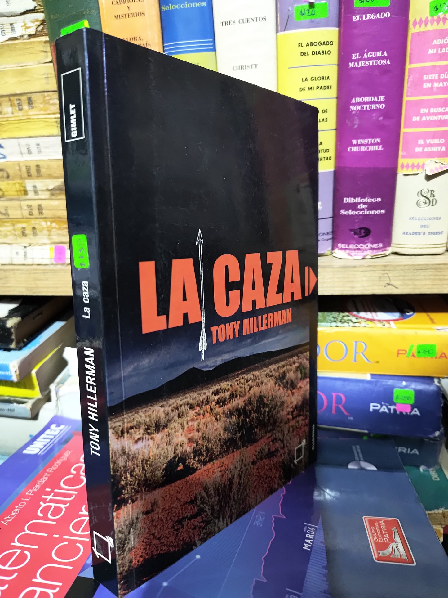 LA CAZA POR TONY HILLERMAN USADO NOVELAS JUAREZ 507