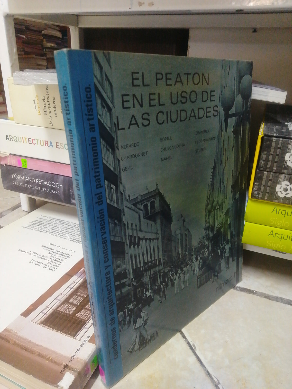 EL PEATON EN EL USO DE LAS CIUDADES, POR DESCONOCIDO, USADO, ARQUITECTURA, JUAREZ 515