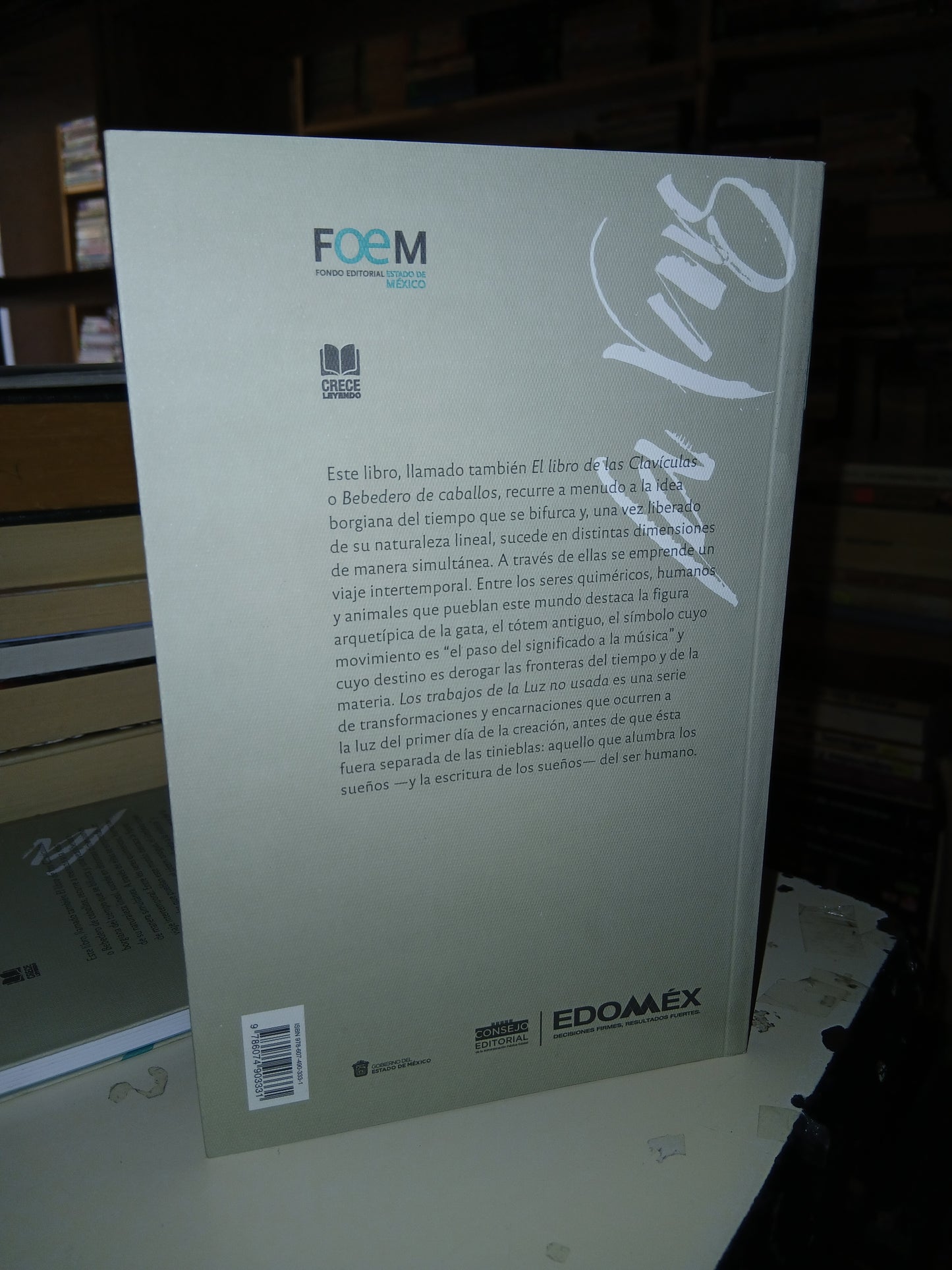 LOS TRABAJOS DE LA LUZ NO USADA POR MANUEL BECERRA USADO POESÍA LITERARIO 207