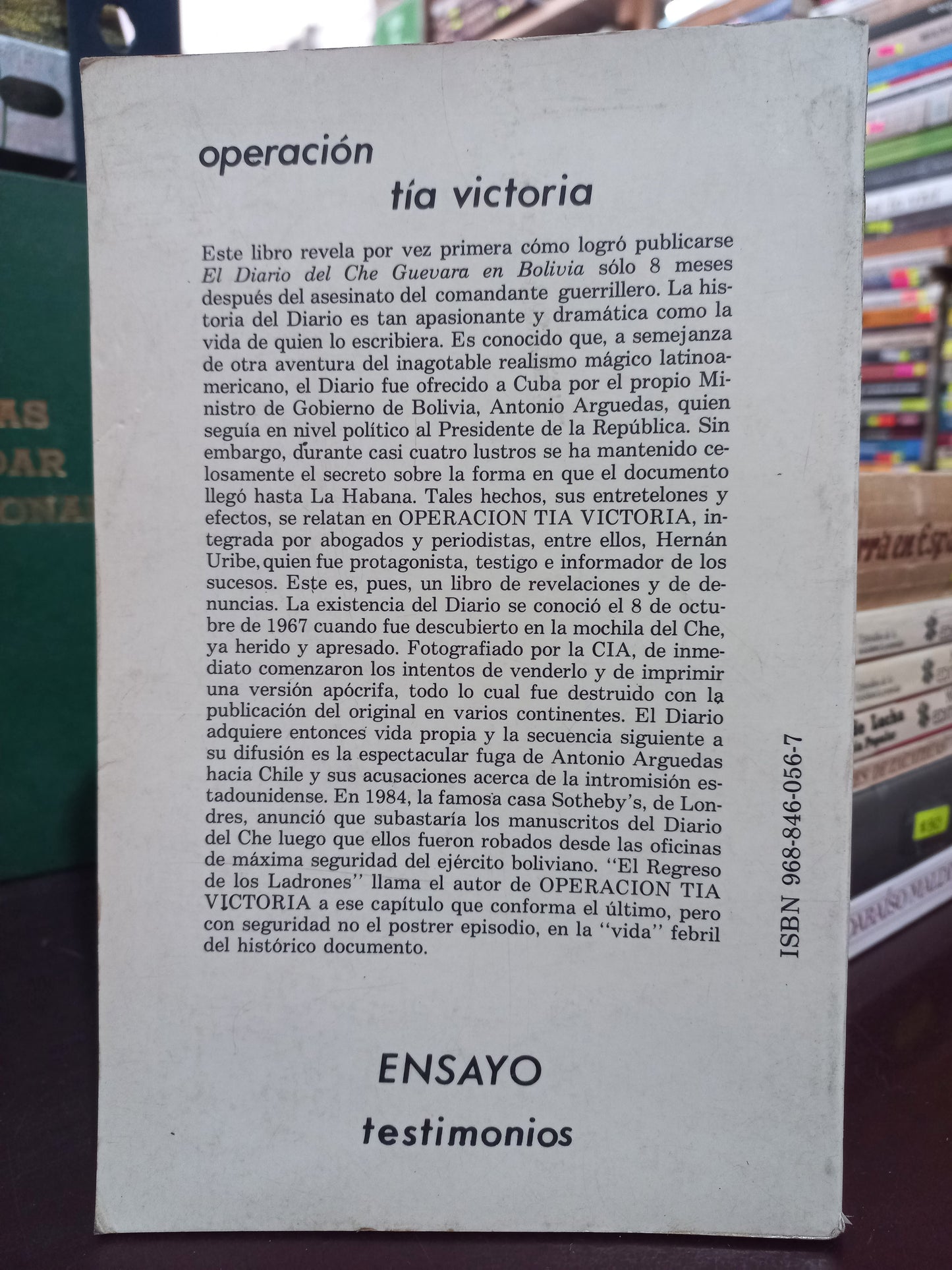 OPERACIÓN TÍA VICTORIA POR HERNÁN URIBE USADO HISTORIA LITERARIO 305