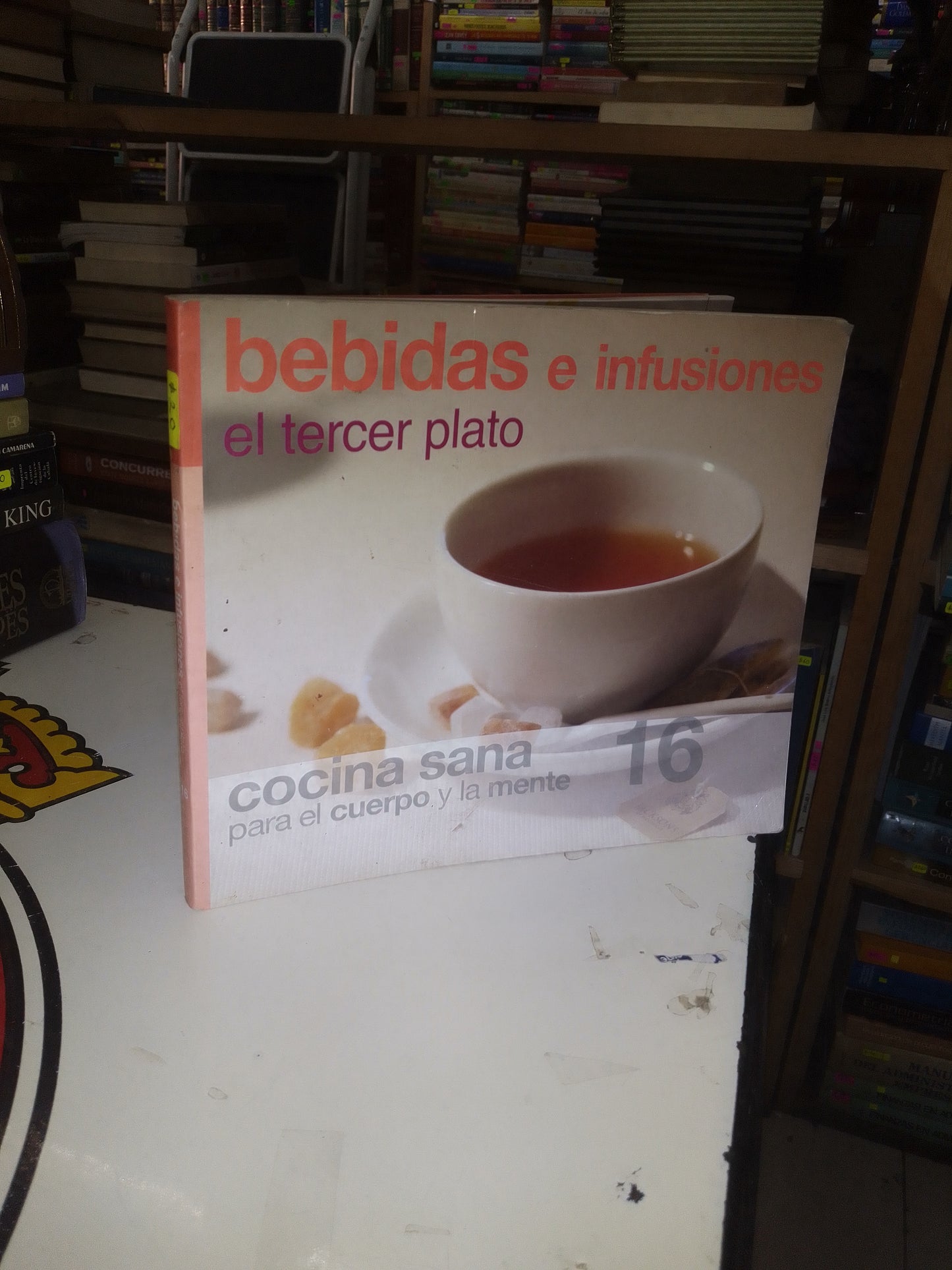 BEBIDAS E INFUSIONES EL TERCER PLATO USADO COCINA LITERARIO 207