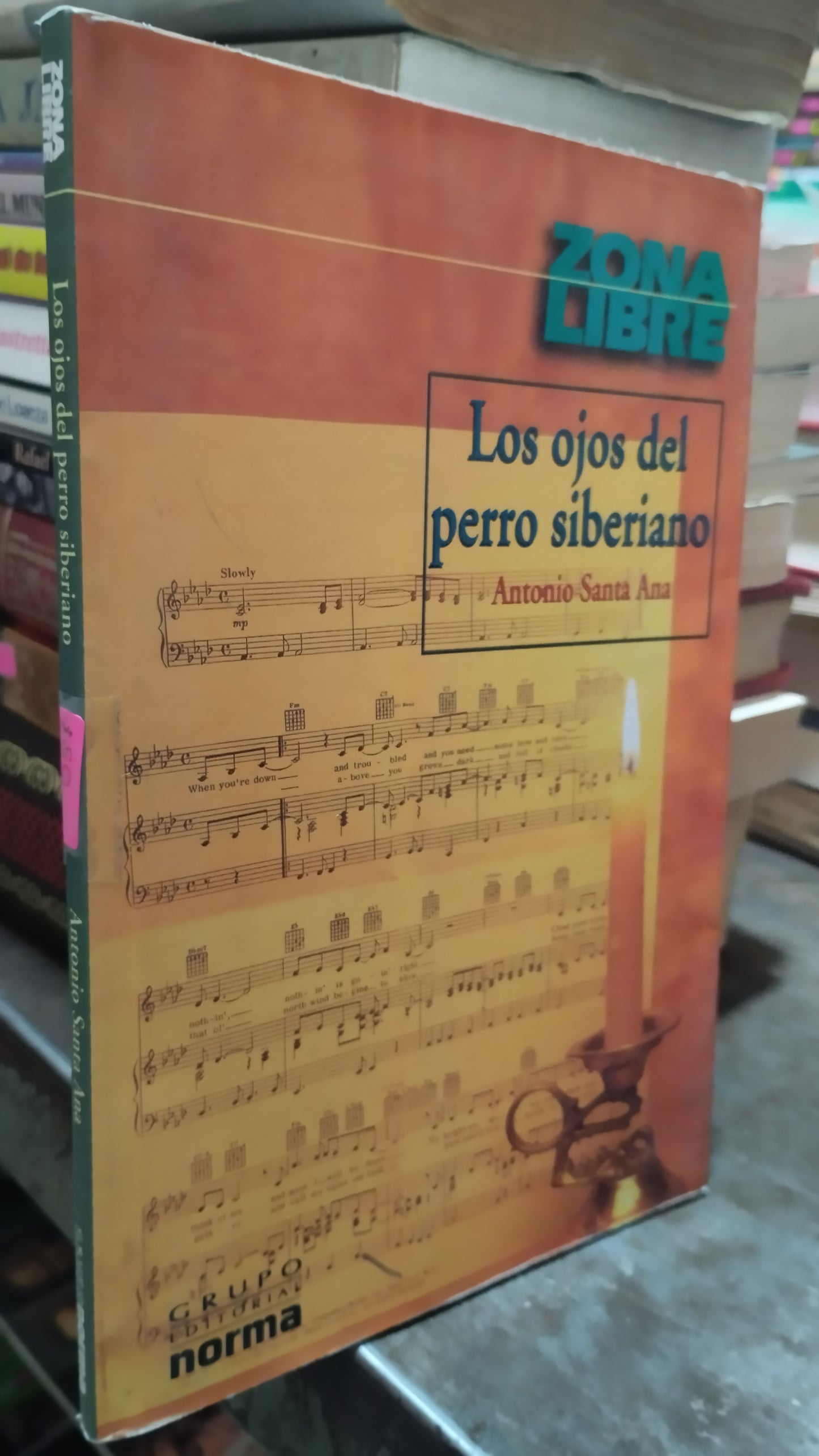 LOS OJOS DEL PERRO SIBERIANO POR ANTONIO SANTA ANA LIBRO USADO NOVELAS ALDAMA