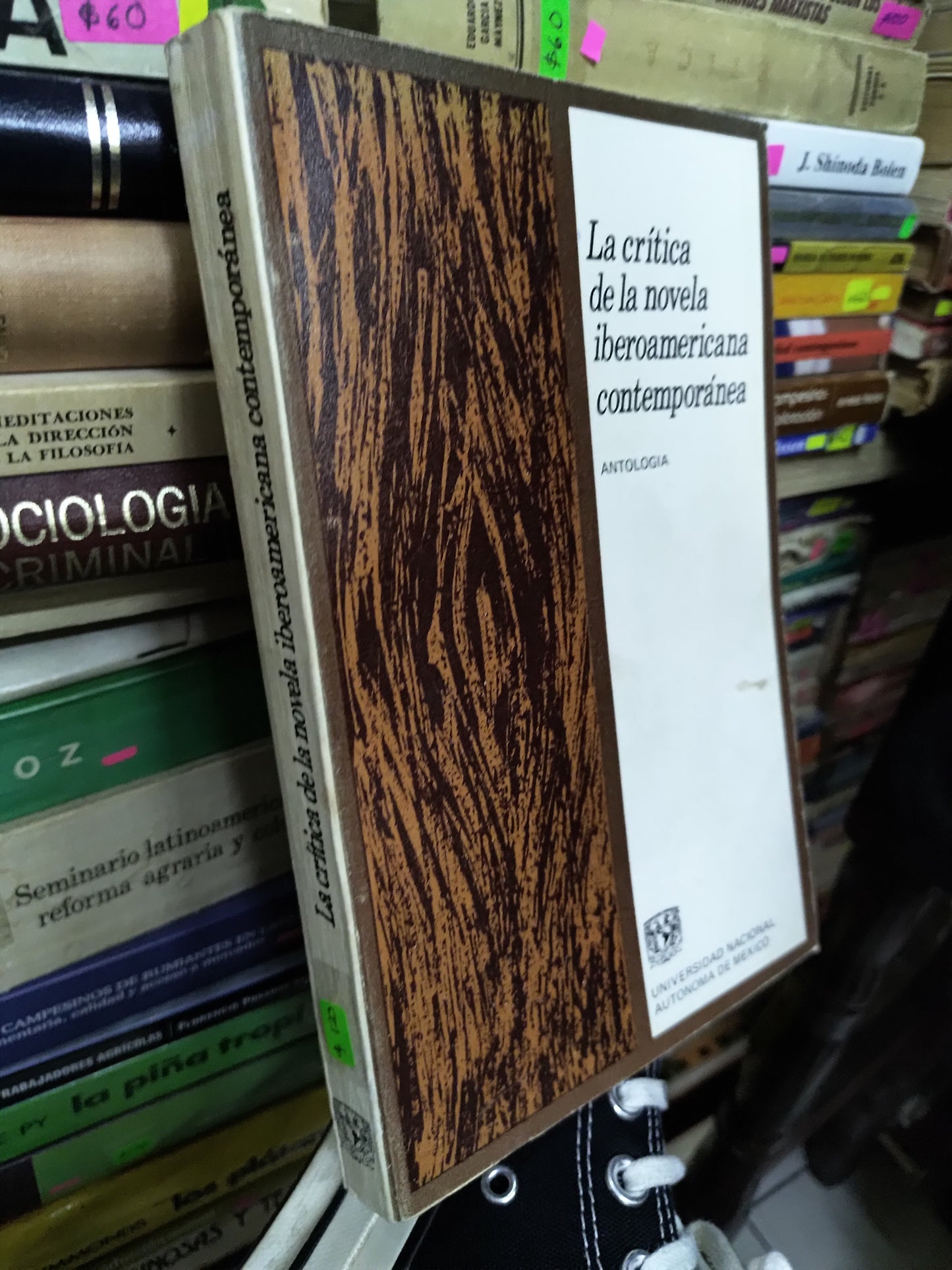 LA CRITICA DE LA NOVELA IBEROAMERICANA CONTEMPORANEA USADO NOVELAS LITERARIO 207