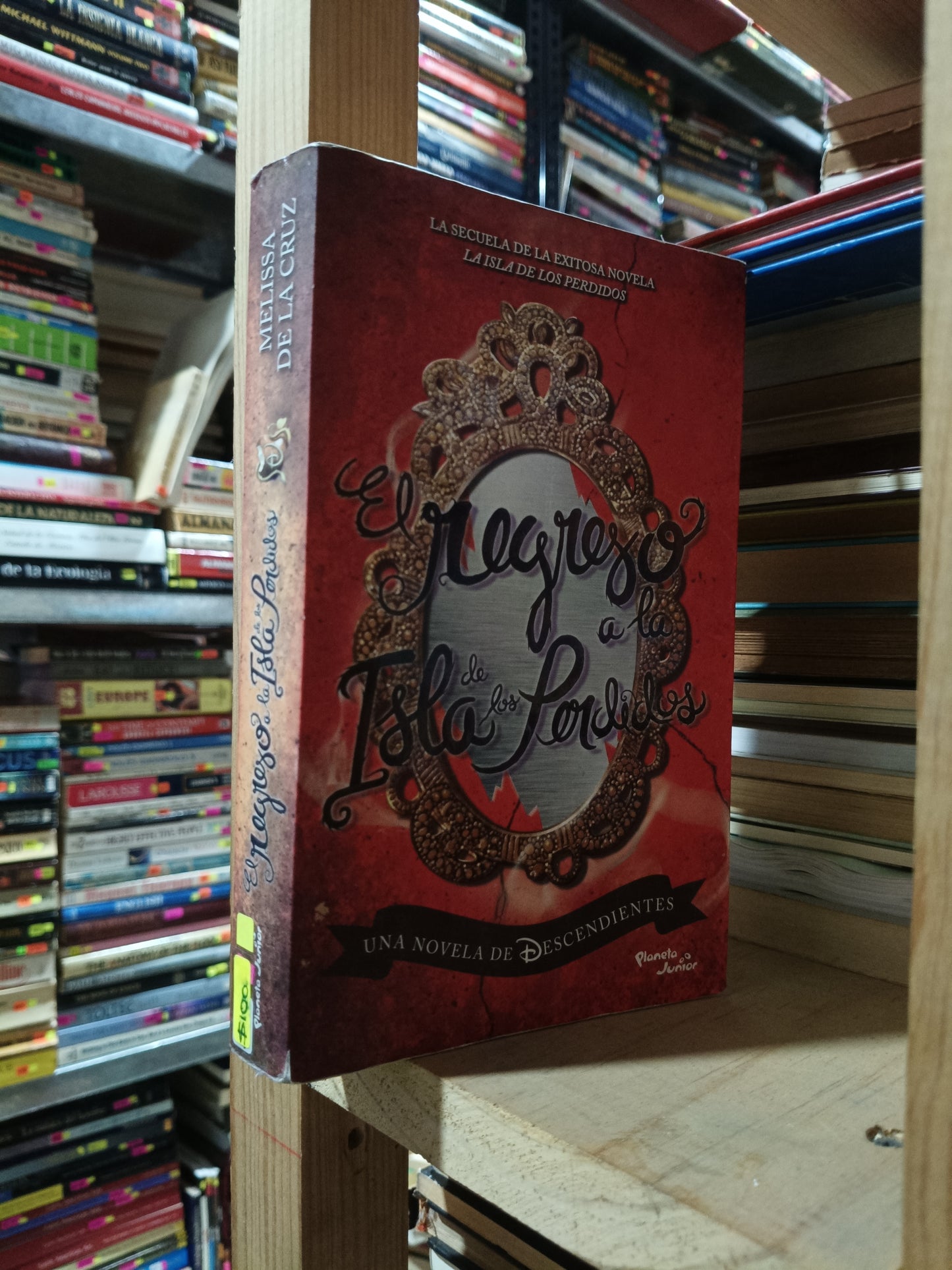 EL REGRESO A LA ISLA DE LOS PERDIDOS POR MELISSA DE LA CRUZ USADO NOVELA ALDAMA