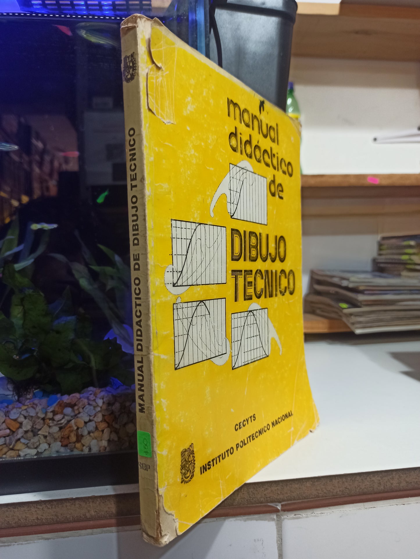 MANUAL DIDACTICO DE DIBUJO TECNICO POR EDITORIAL CECYTS USADO MATEMÁTICAS JUÁREZ